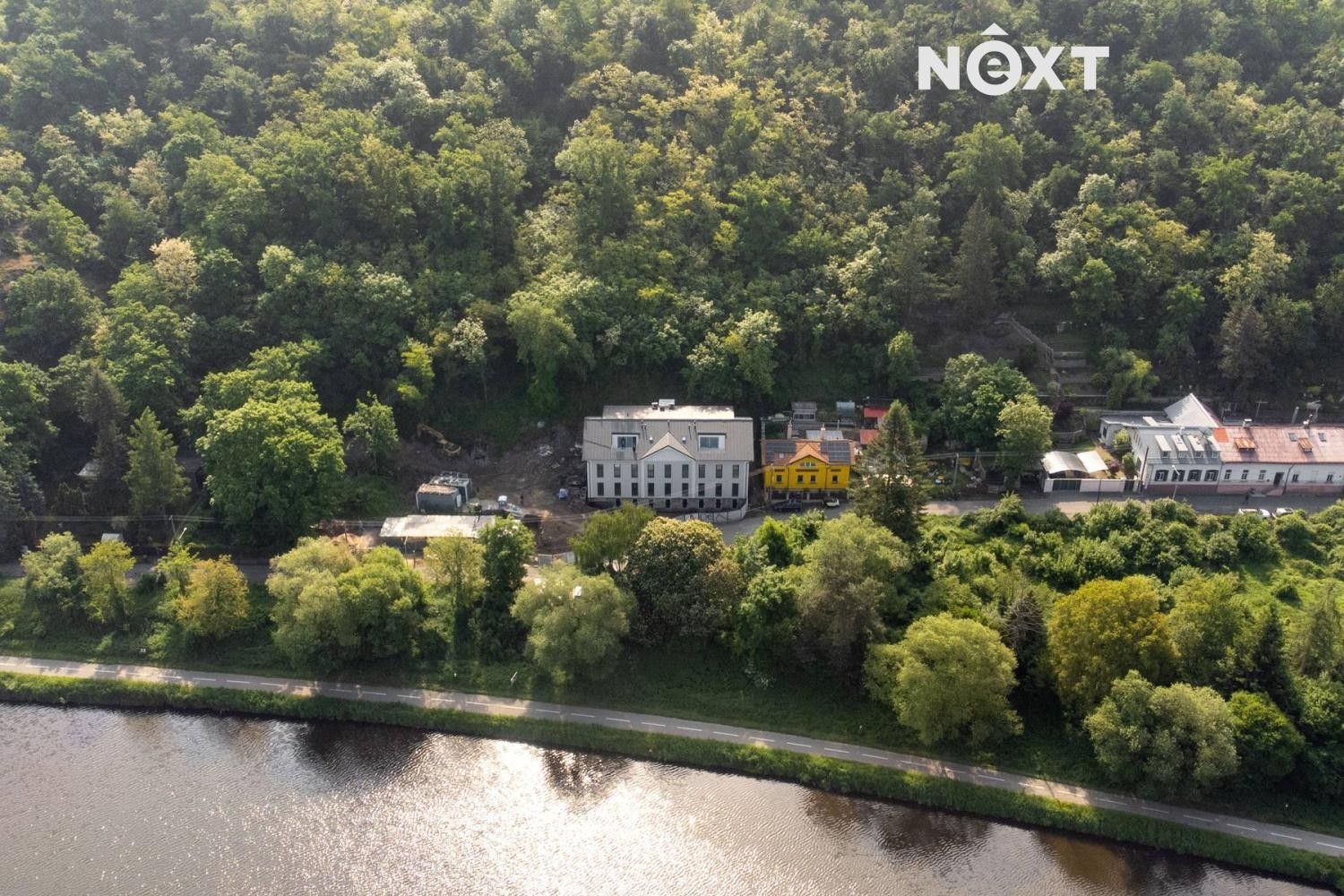 2+kk, V Zámcích, Praha, 50 m²