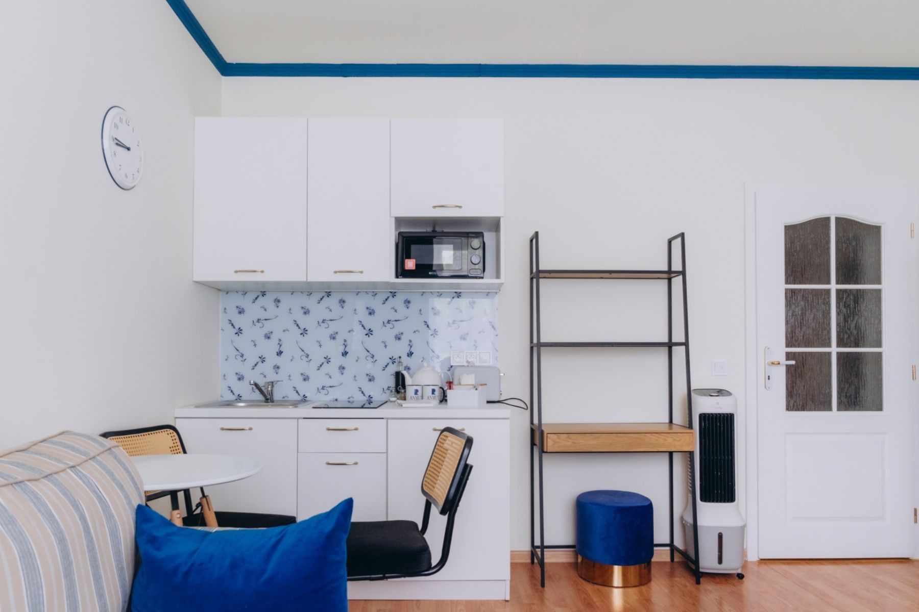 Pronájem byt 1+kk - Bulharská, Karlovy Vary - Karlovy Vary, Karlovarský kraj, 25 m² - 5
