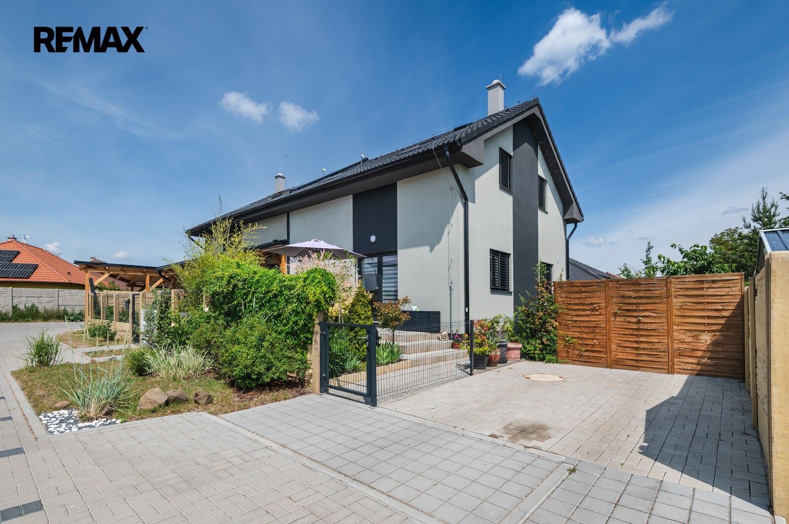 Prodej rodinný dům - Hlízov, 94 m² - 1