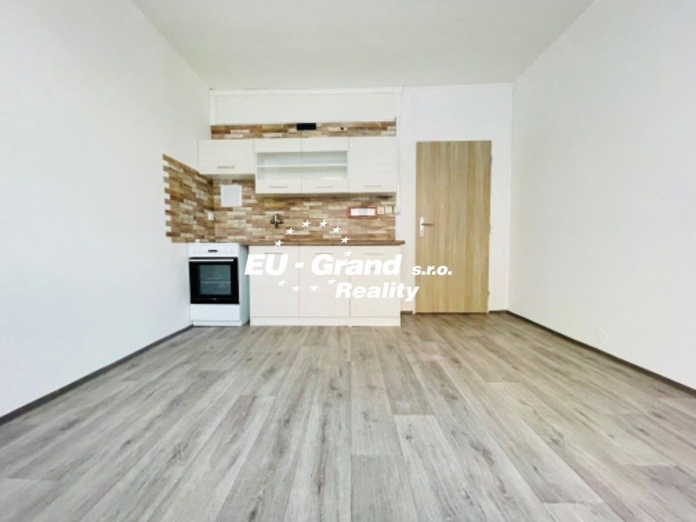 1+1, Čelakovická 2916, Varnsdorf, 38 m² - 1