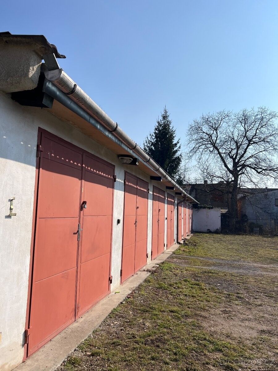 Pronájem garáž - Holešov, 769 01