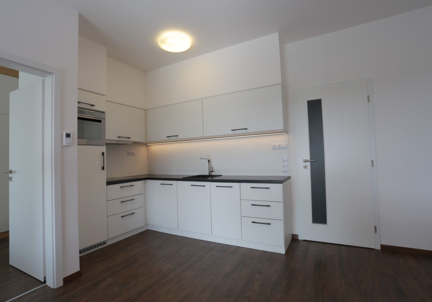 Byt 2+kk · 57 m² · U Mlýnského kanálu, Praha - Karlín - 4