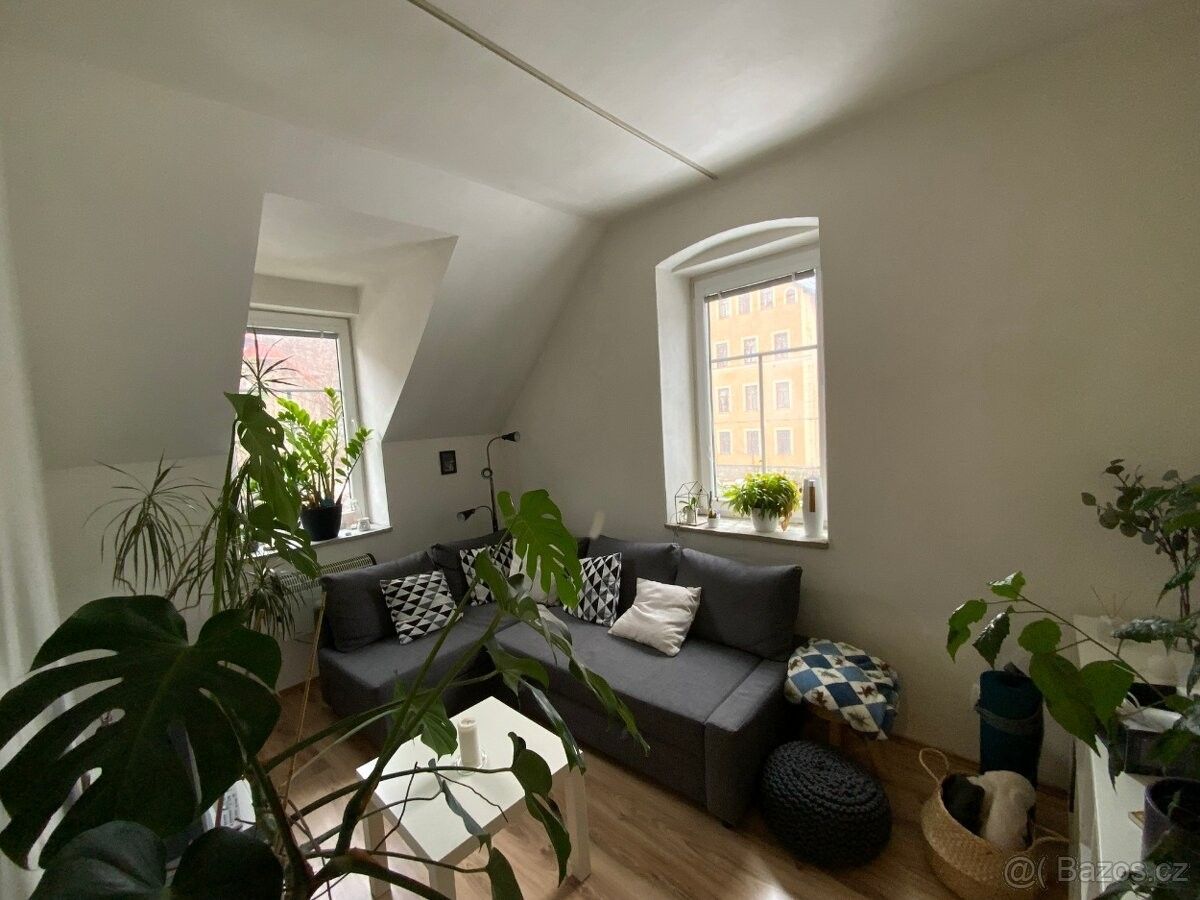 Pronájem byt - Jablonec nad Nisou, 466 01