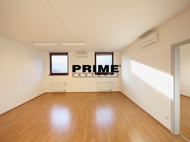Kanceláře, Štefánikova 235, Praha Smíchov, 82 m² - 2