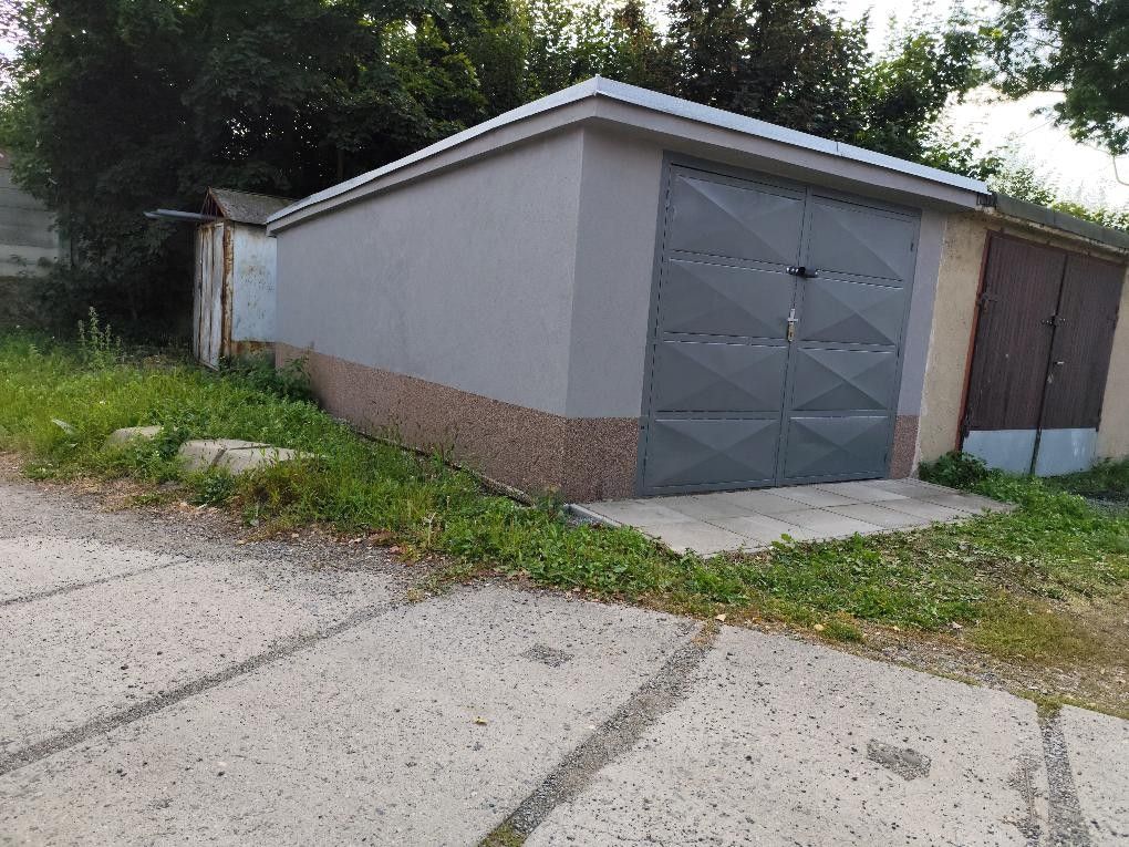Garáže, Benešov, 23 m² - 2