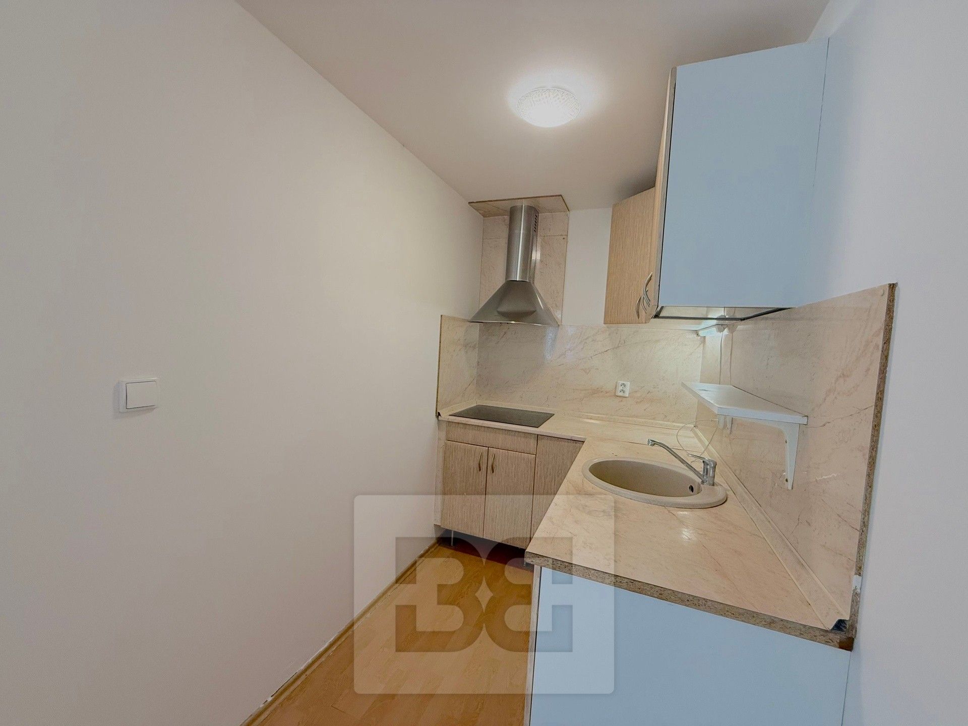1+kk, Rýnská 949, Praha Čakovice, 38 m² - 2