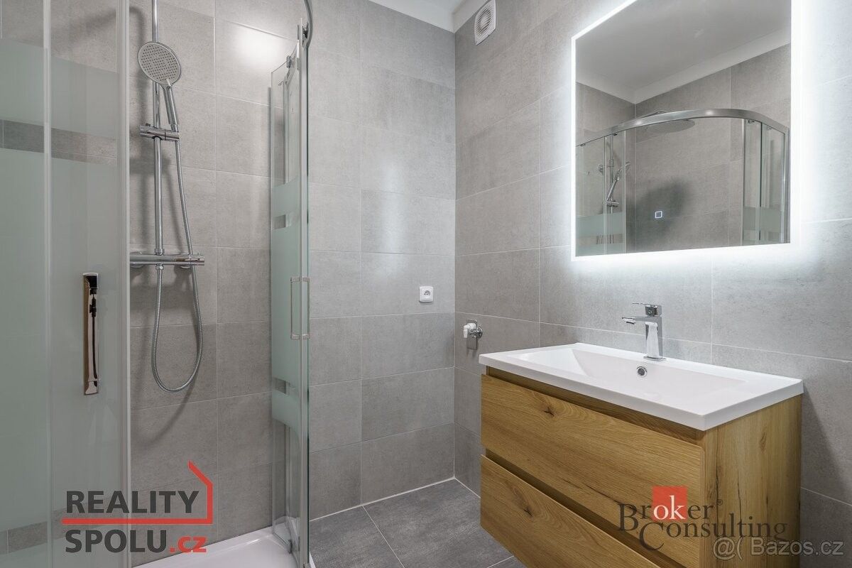 Pronájem byt - Sokolov, 356 01