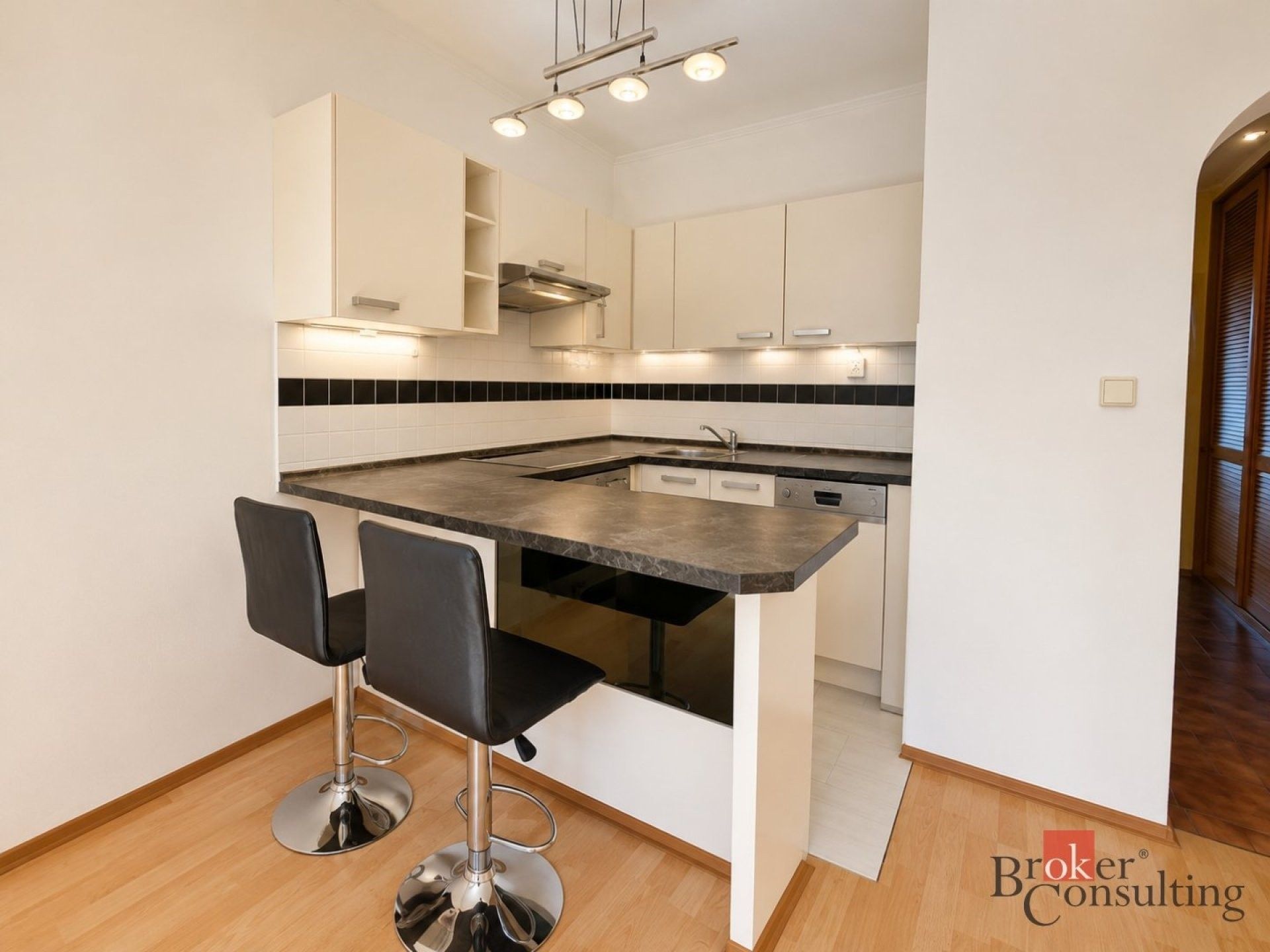 Prodej byt 2+kk - Holubova, Liberec, 44 m² - 5