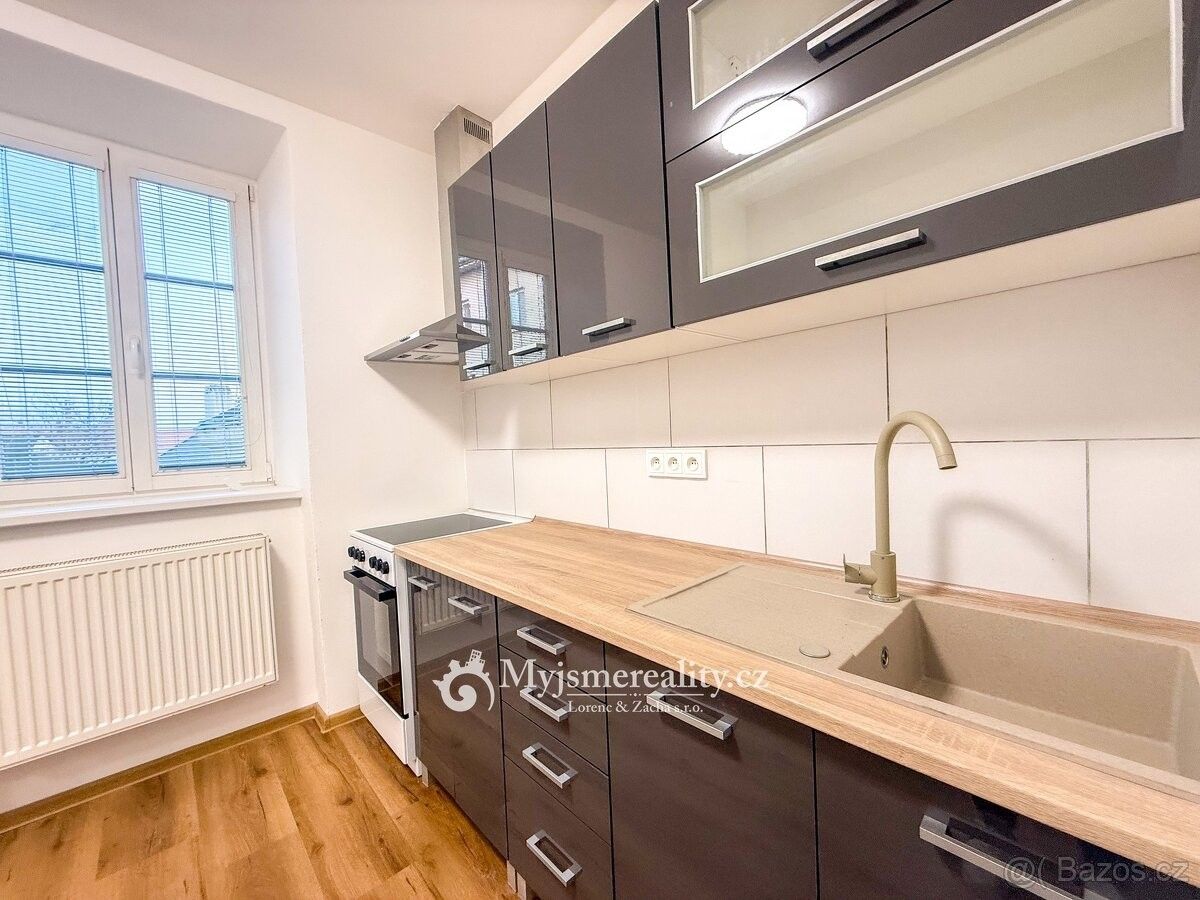 Pronájem byt - Znojmo, 669 02