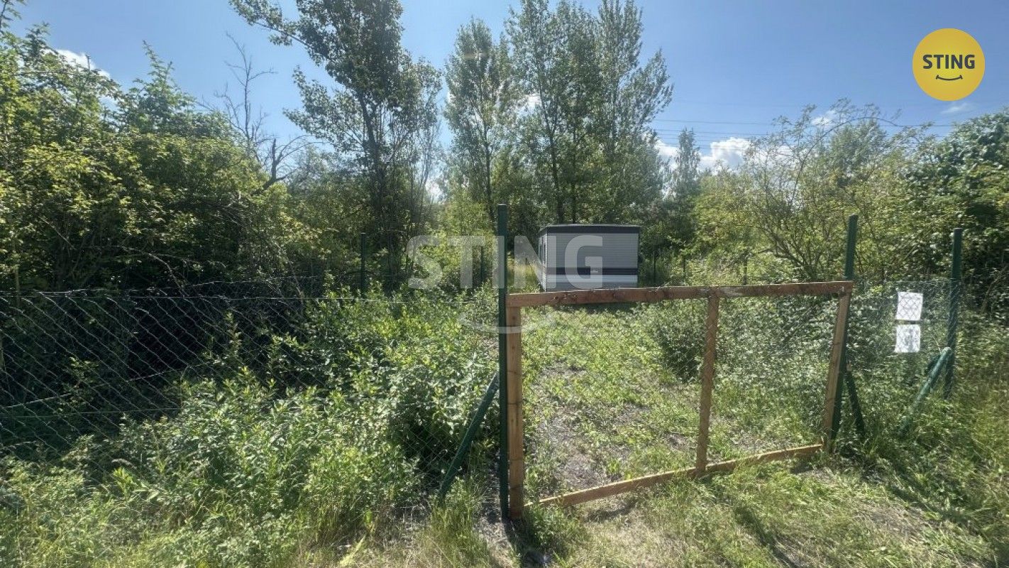 Zahrady, Horní Suchá, 375 m²