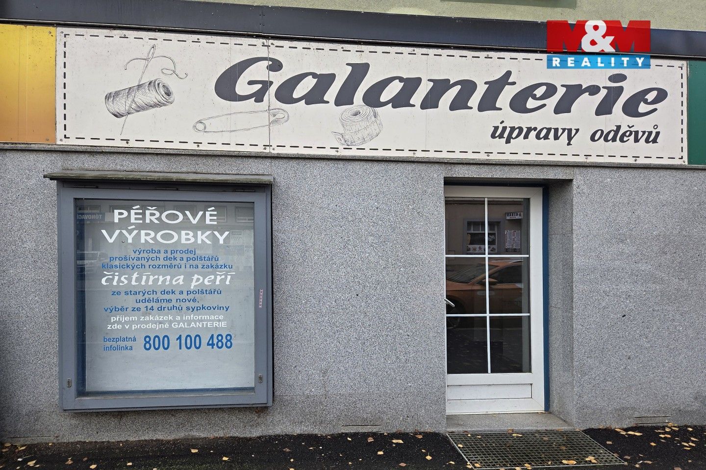 Pronájem obchodní prostory - Sokolovská, Karlovy Vary, 34 m²