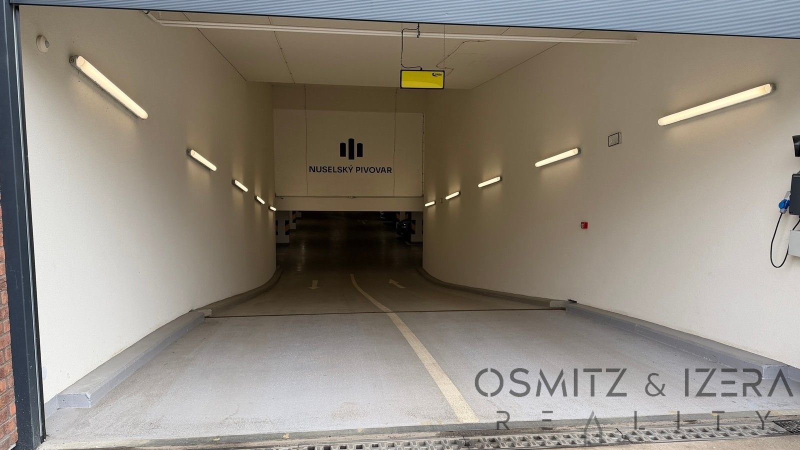 Pronájem ostatní - Závišova 1760, Praha, 16 m²