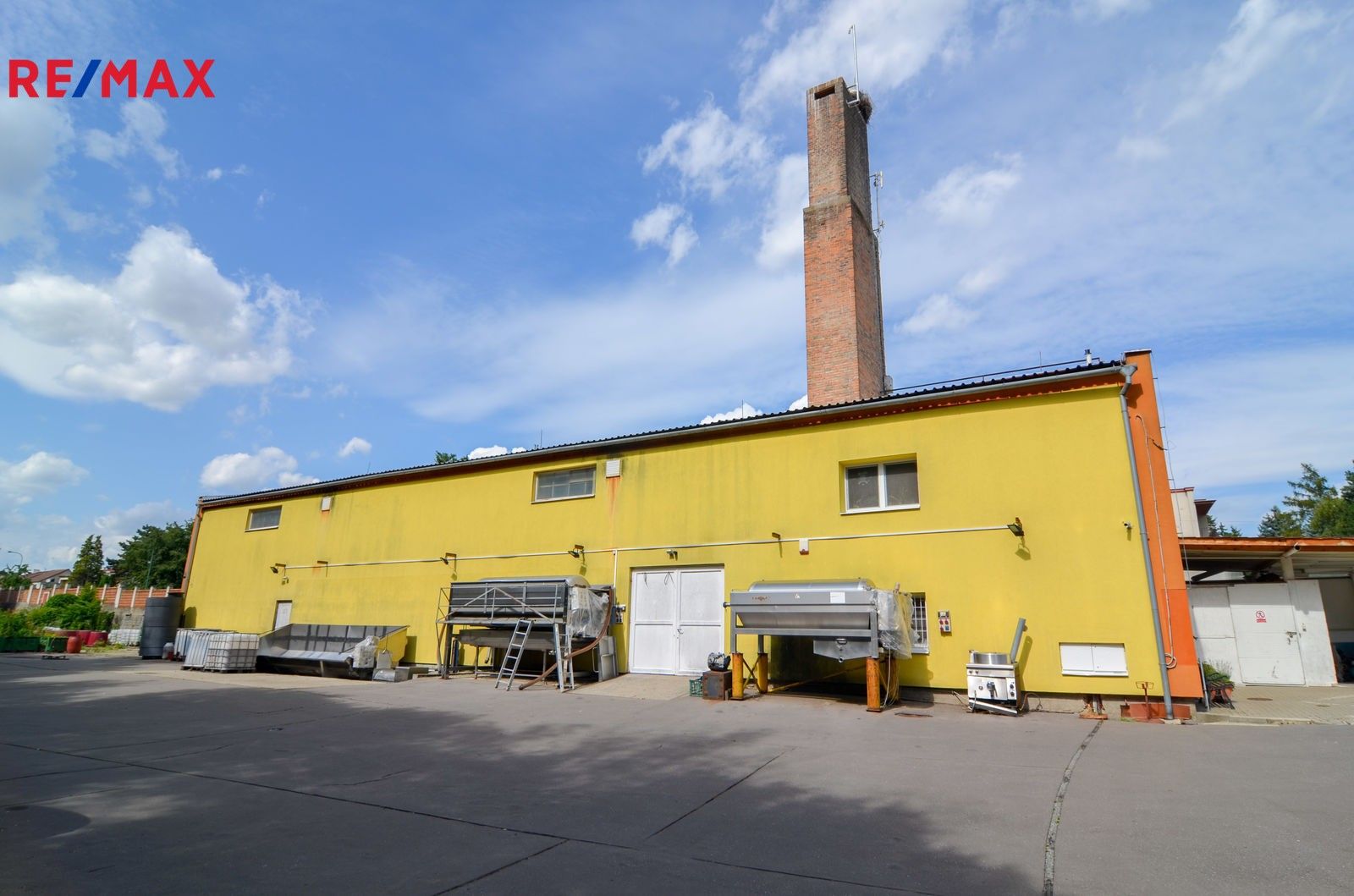 Prodej výrobní prostory - Bzenec, 600 m²