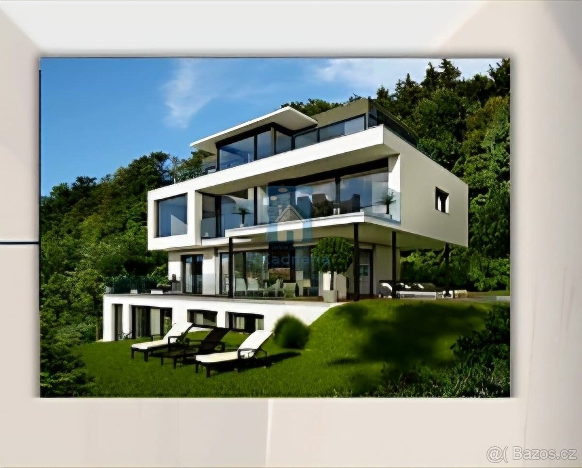 Rodinné domy, 987 66, Zahraničí