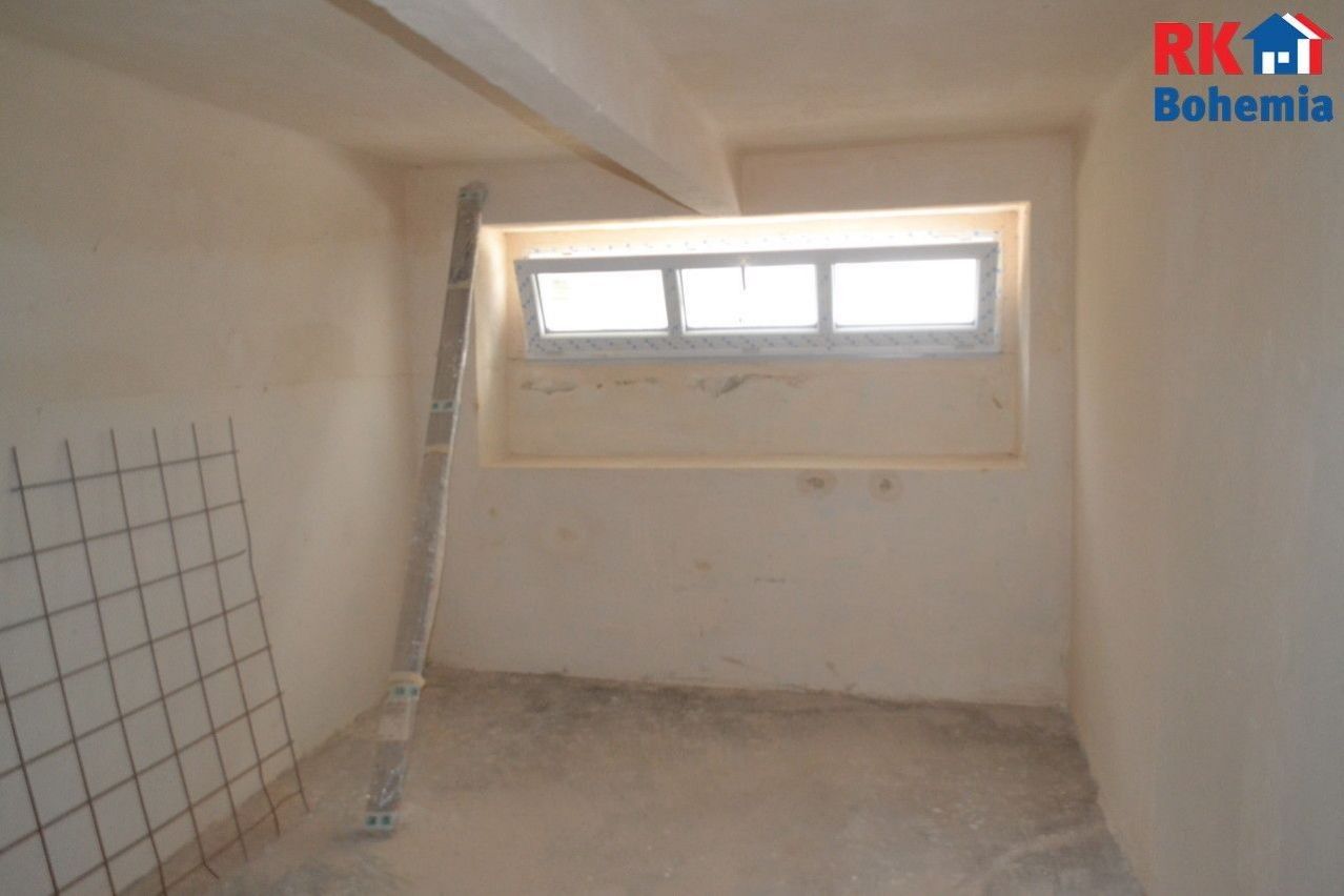 Prodej komerční - Dukelská  , Mladá Boleslav III, 41 m² - 5