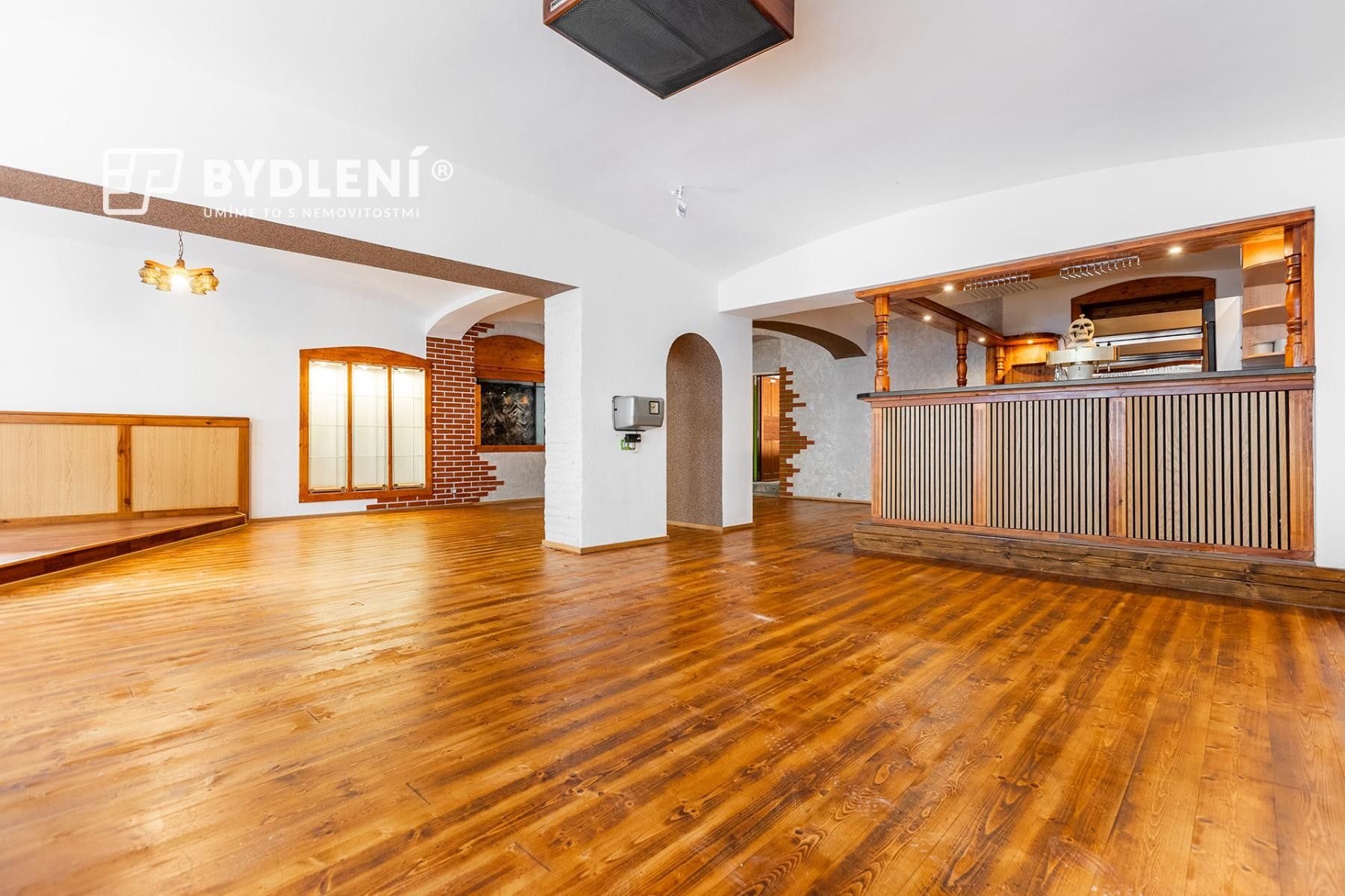Restaurace, Husitská , Krupka, 330 m² - 2