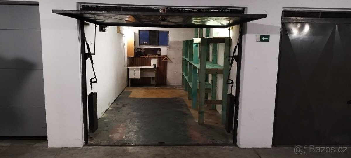 Prodej garáž - Zlín, 760 01