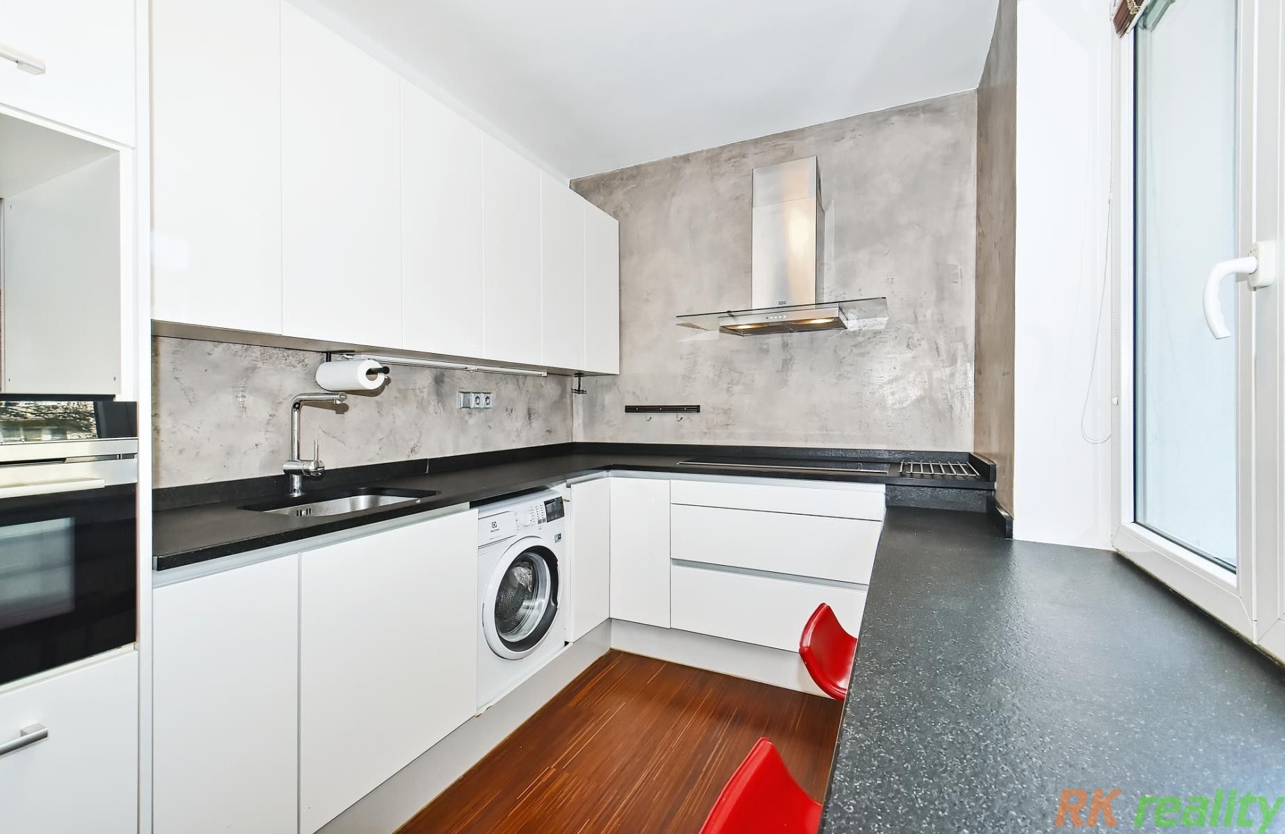 2+kk, Choceradská, Praha, 73 m²