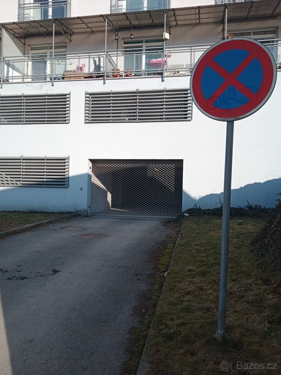 Garáže, Blansko, 678 01