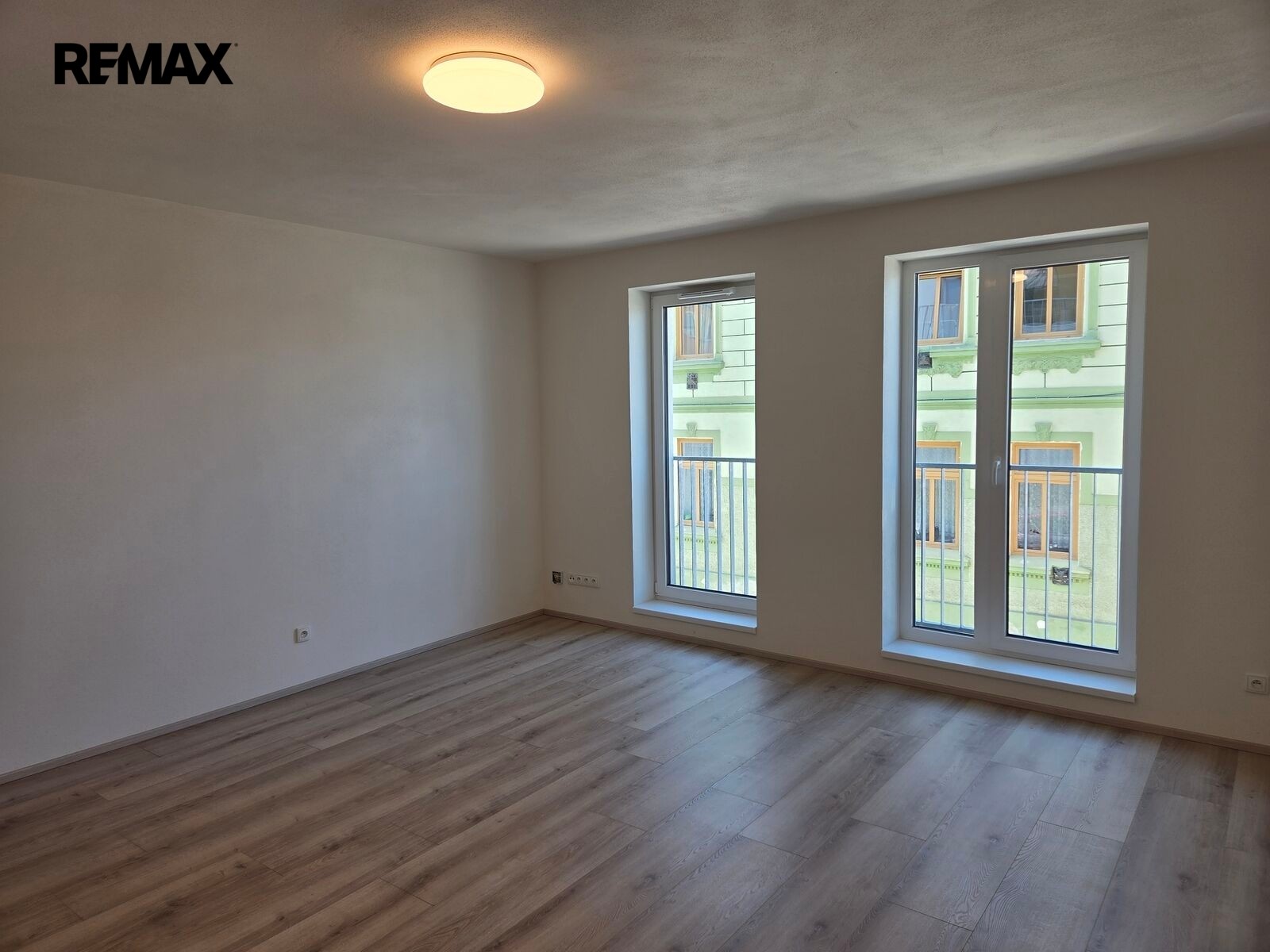 Pronájem byt 1+kk - Dobrovodská 2886, České Budějovice 5, 37 m² - 5