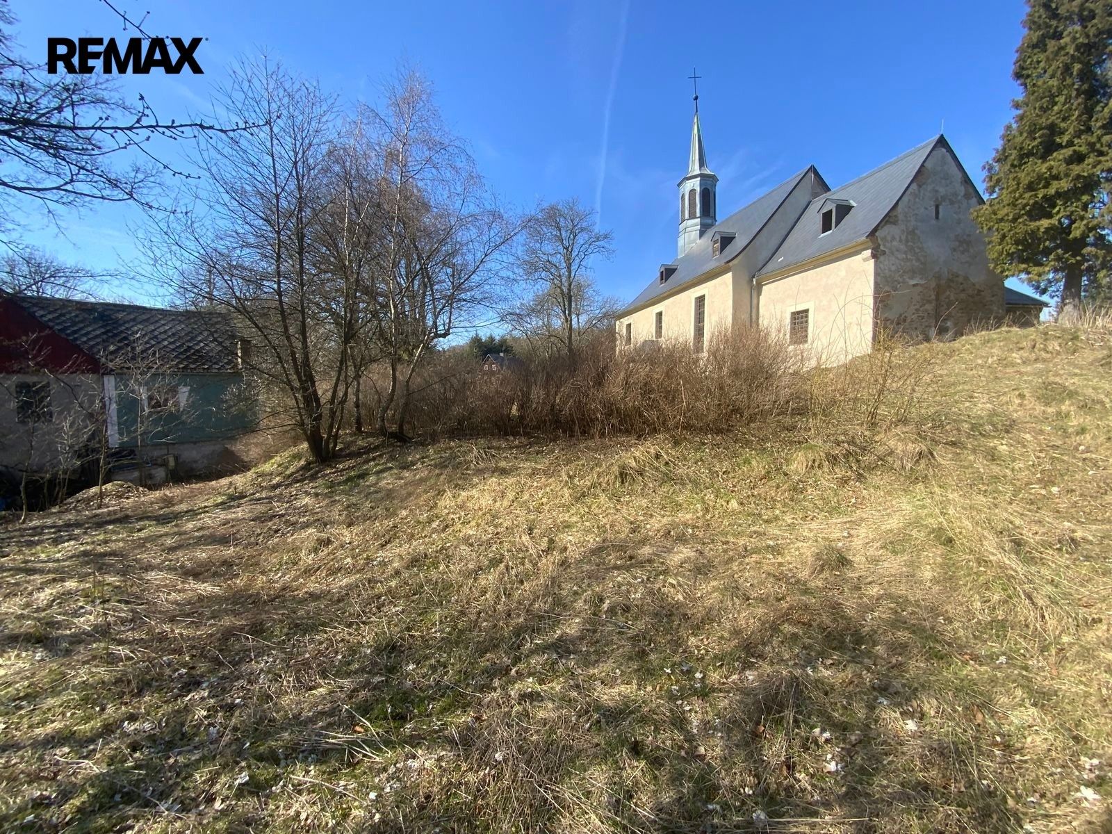 Pozemek, 252 m²