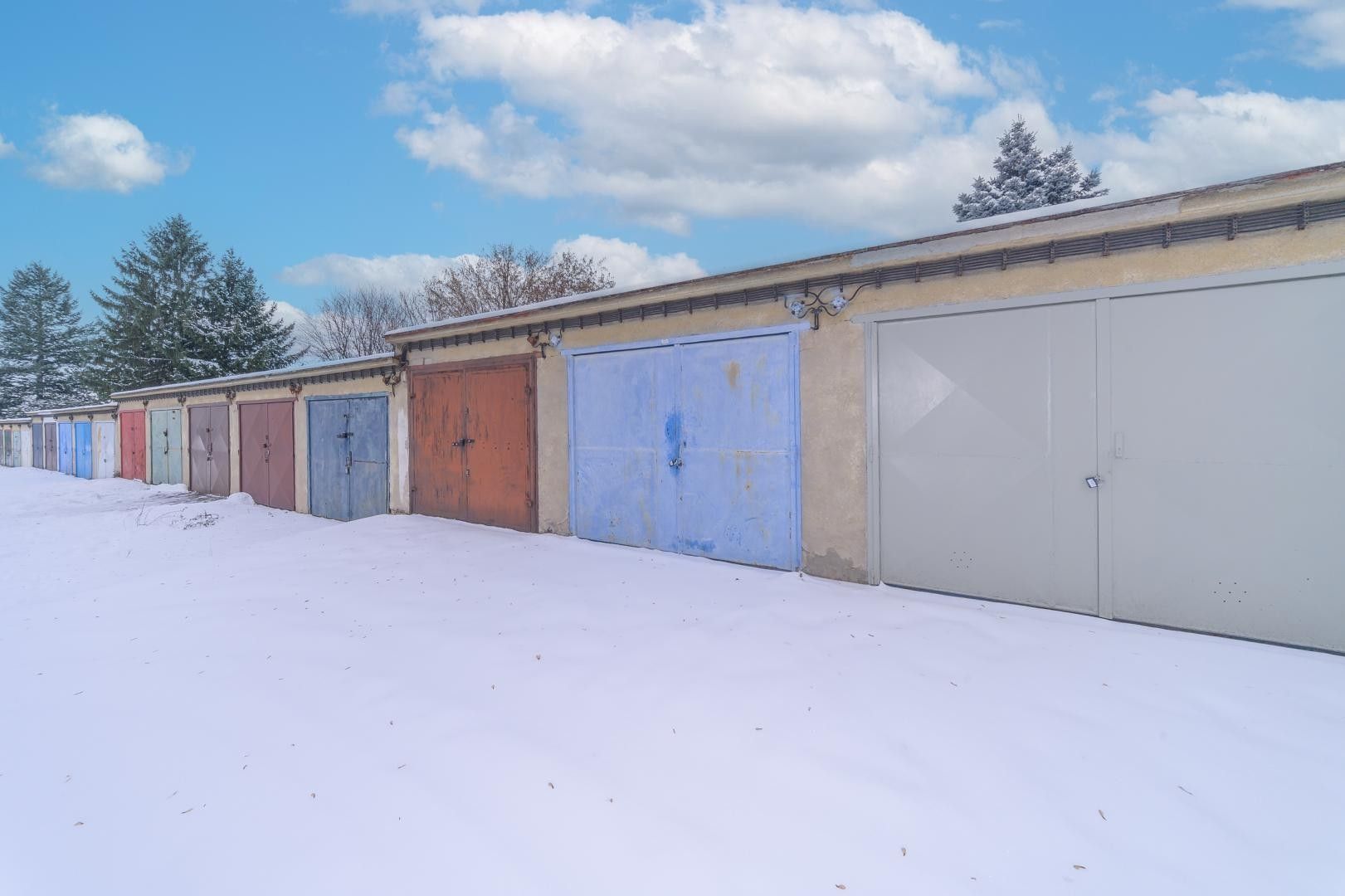 Garáže, Arbesova, Mladá Boleslav, 19 m²