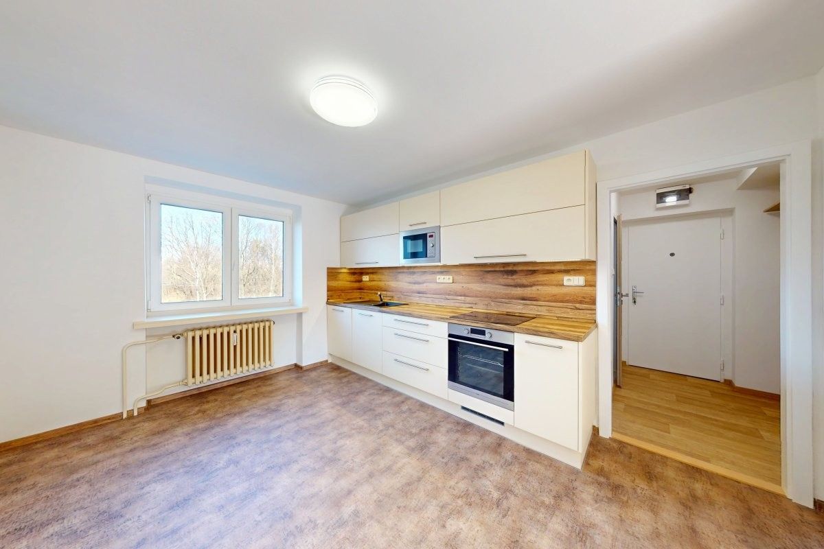 Pronájem byt 2+1 - Lískovecká, Frýdek-Místek, 50 m²