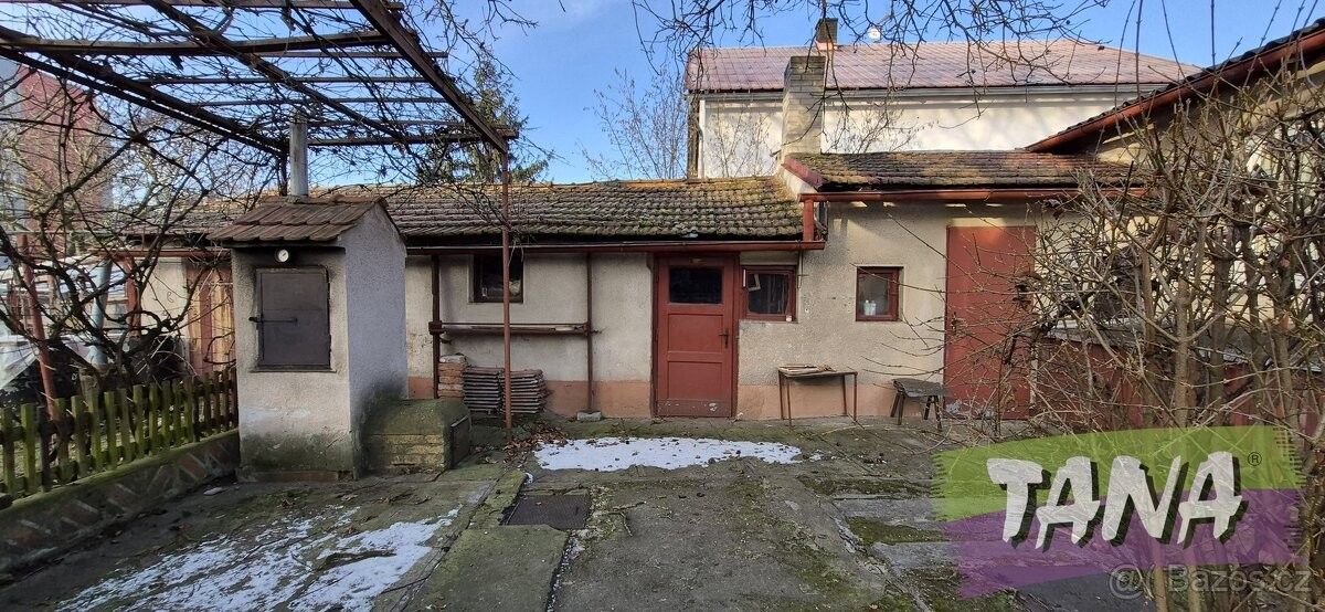 Prodej rodinný dům - Sadská, 289 12