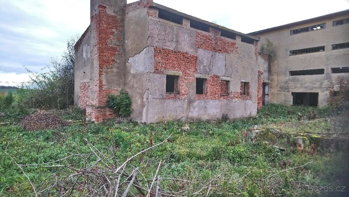 Prodej pozemek pro bydlení - Chomutov, 430 01