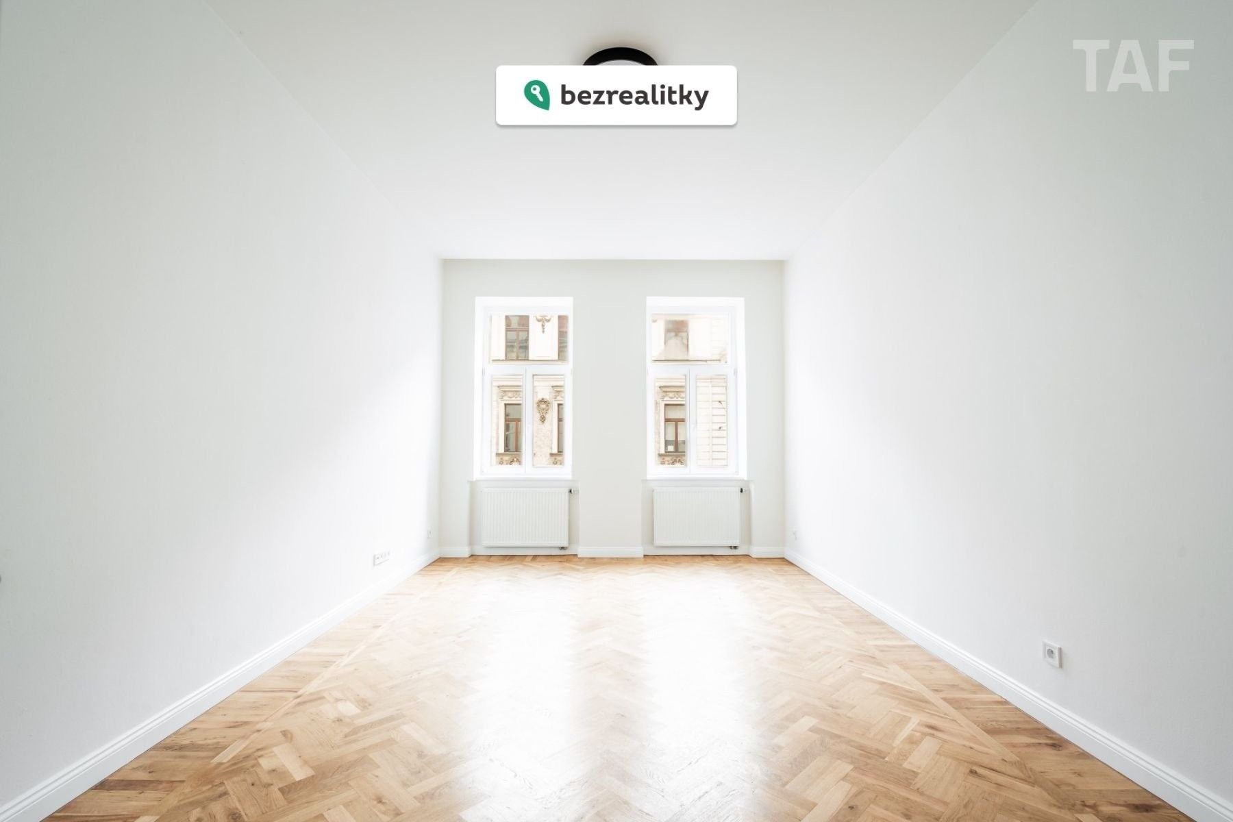 Prodej byt 1+1 - Plzeňská, Praha, 40 m²