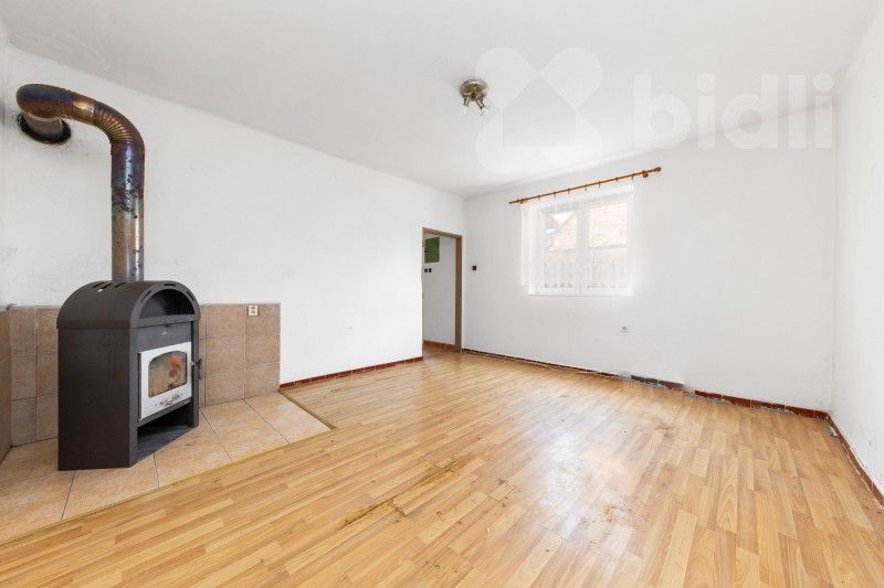 Prodej rodinný dům - Višňová, Dolní Bojanovice, 127 m²