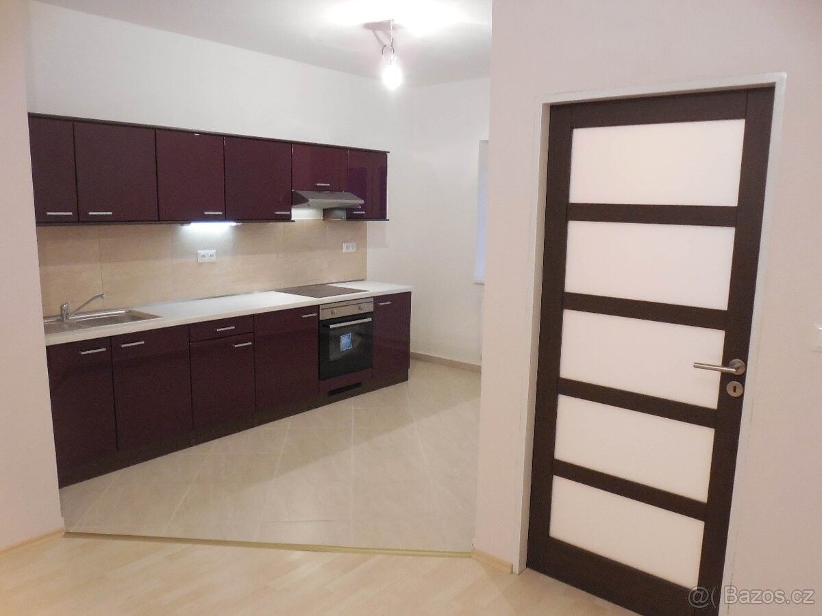 Pronájem byt - Libochovice, 411 17