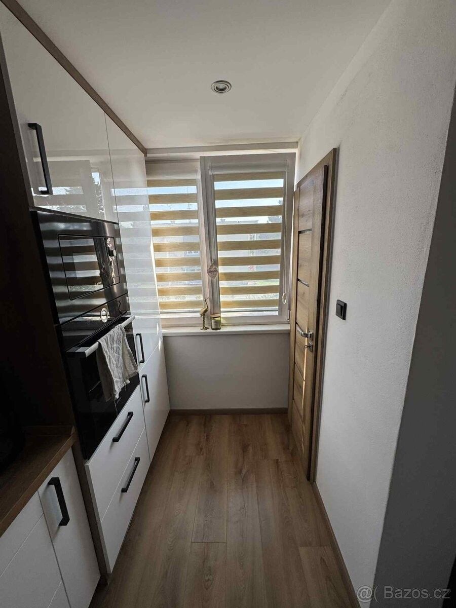 Byty, Chotětov, 294 28