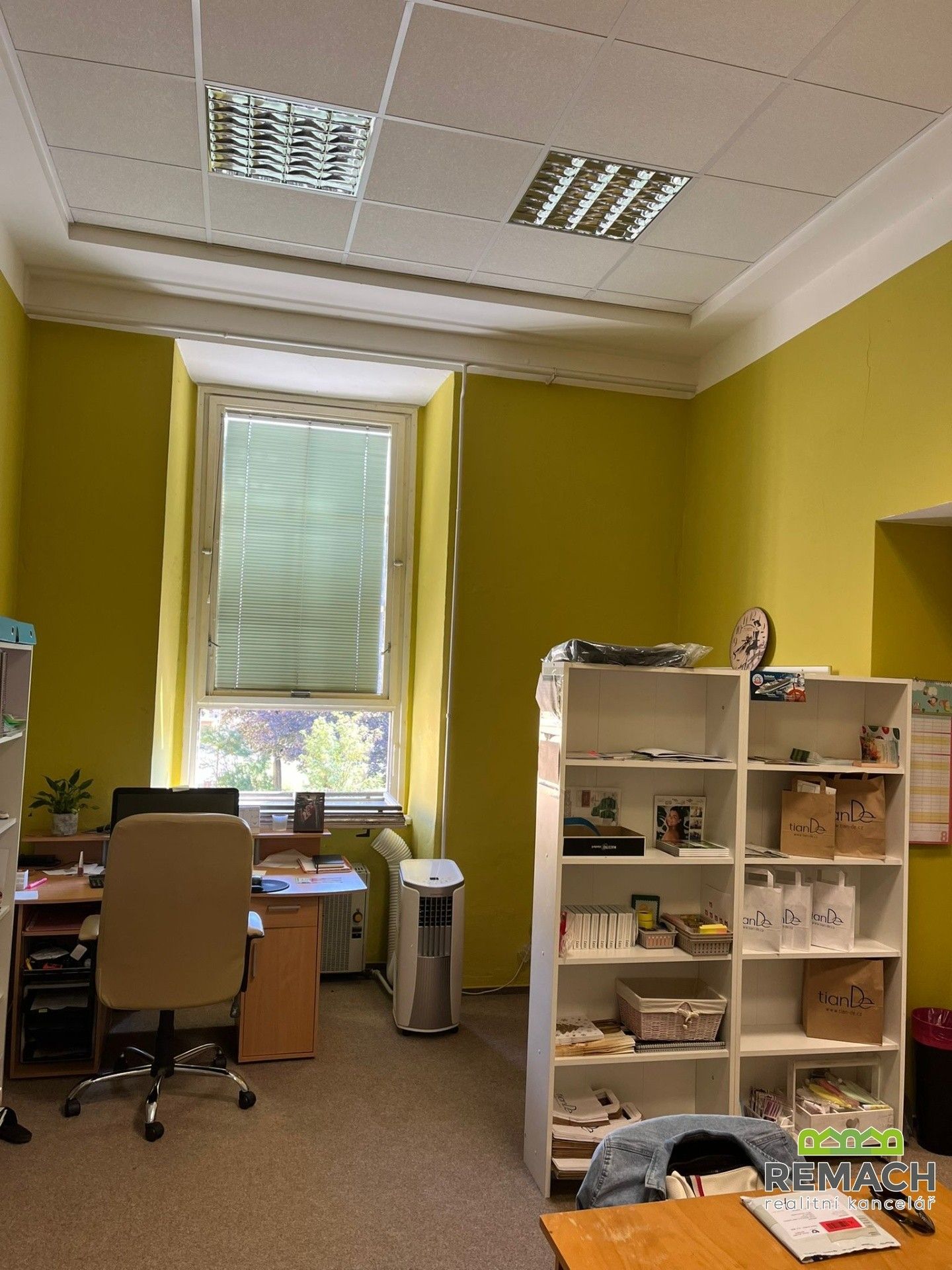 Pronájem kancelář - Nádražní, Uherské Hradiště, 60 m²