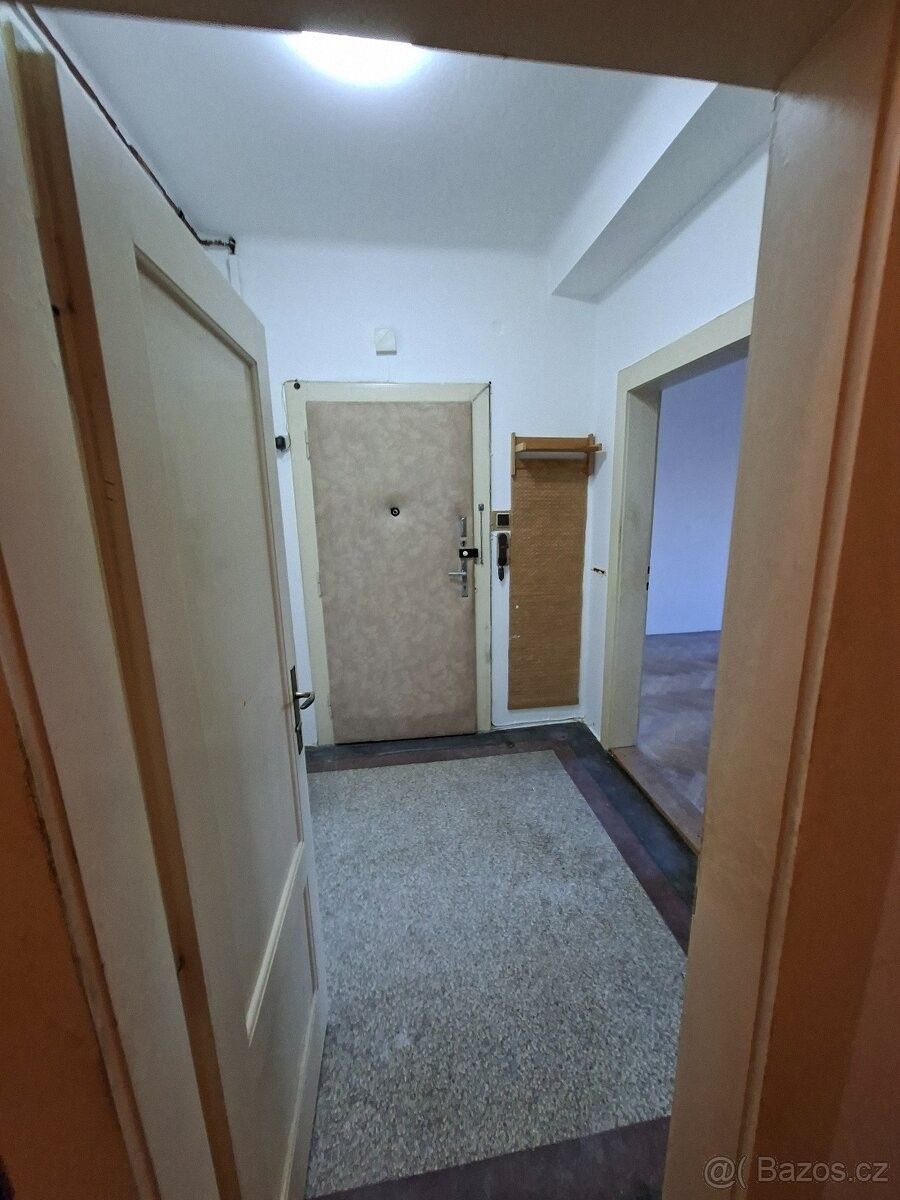 Pronájem byt - Praha, 160 00