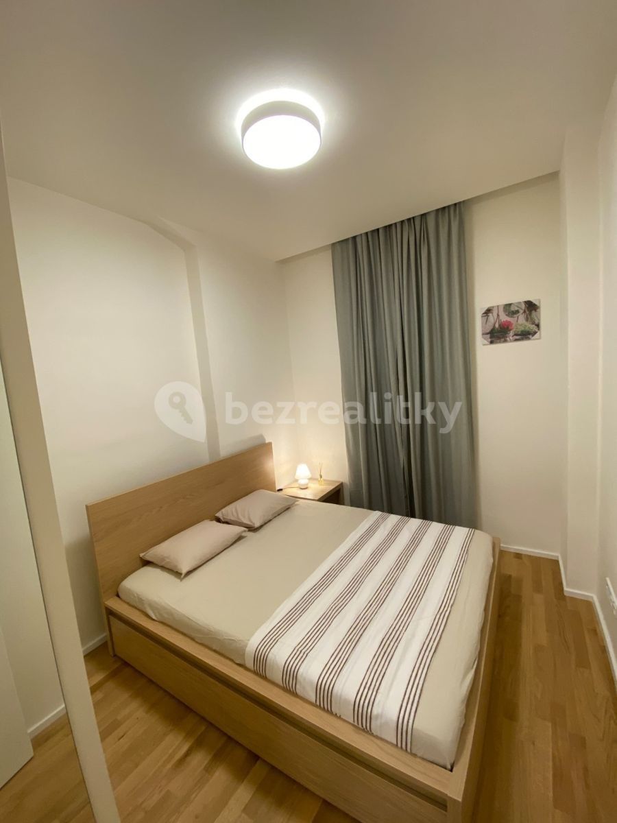 2+kk, Tusarova, Praha - Holešovice, 29 m² - 1
