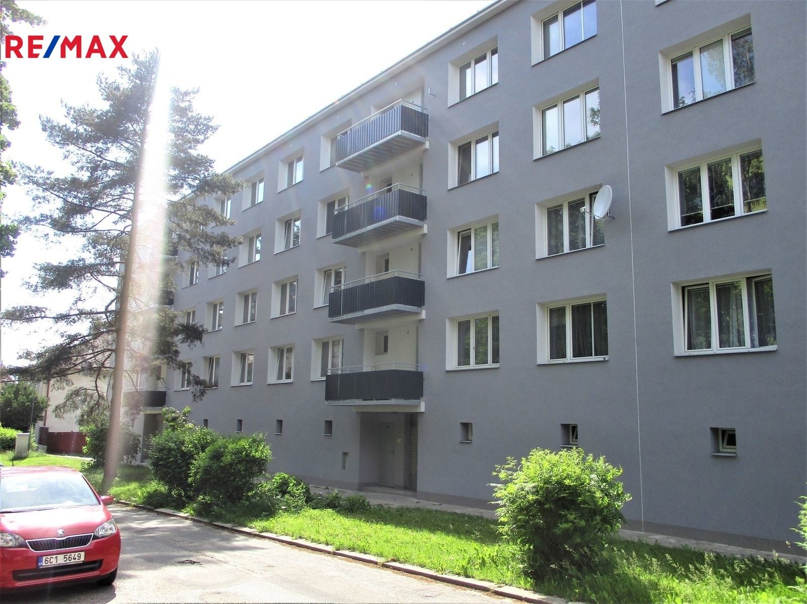 2+1, sídliště U Nádraží, Jindřichův Hradec, 51 m²