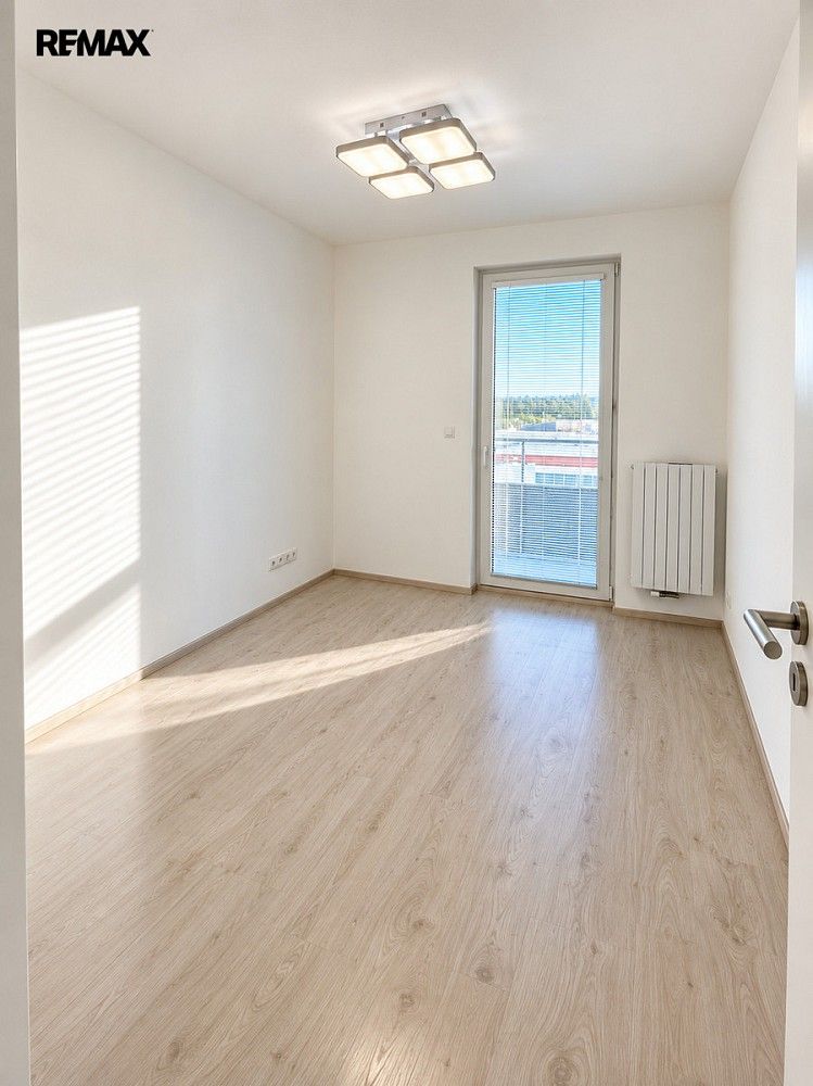 Pronájem byt 4+kk - Praha - Letňany, okres Praha 18, Hlavní město Praha, 93 m² - 5