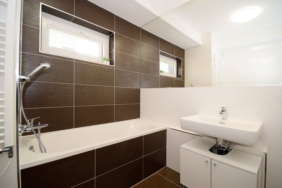 Byt 2+kk · 65 m² · Makedonská 618/9, Praha - 4