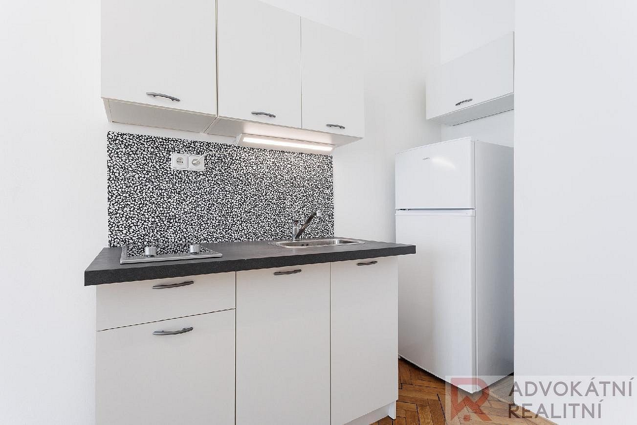 Pronájem byt 1+kk - Dělnická, Praha 7 - Holešovice, 26 m² - 5