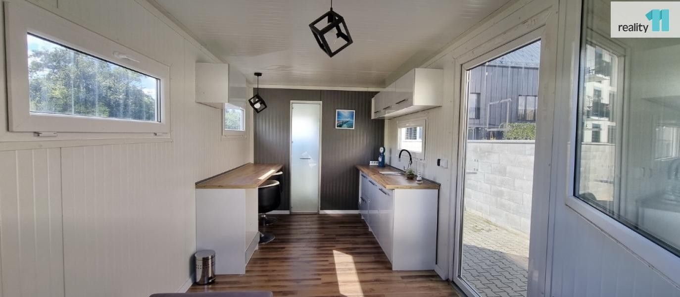 Prodej garáž - Lipová alej, Praha, 15 m²