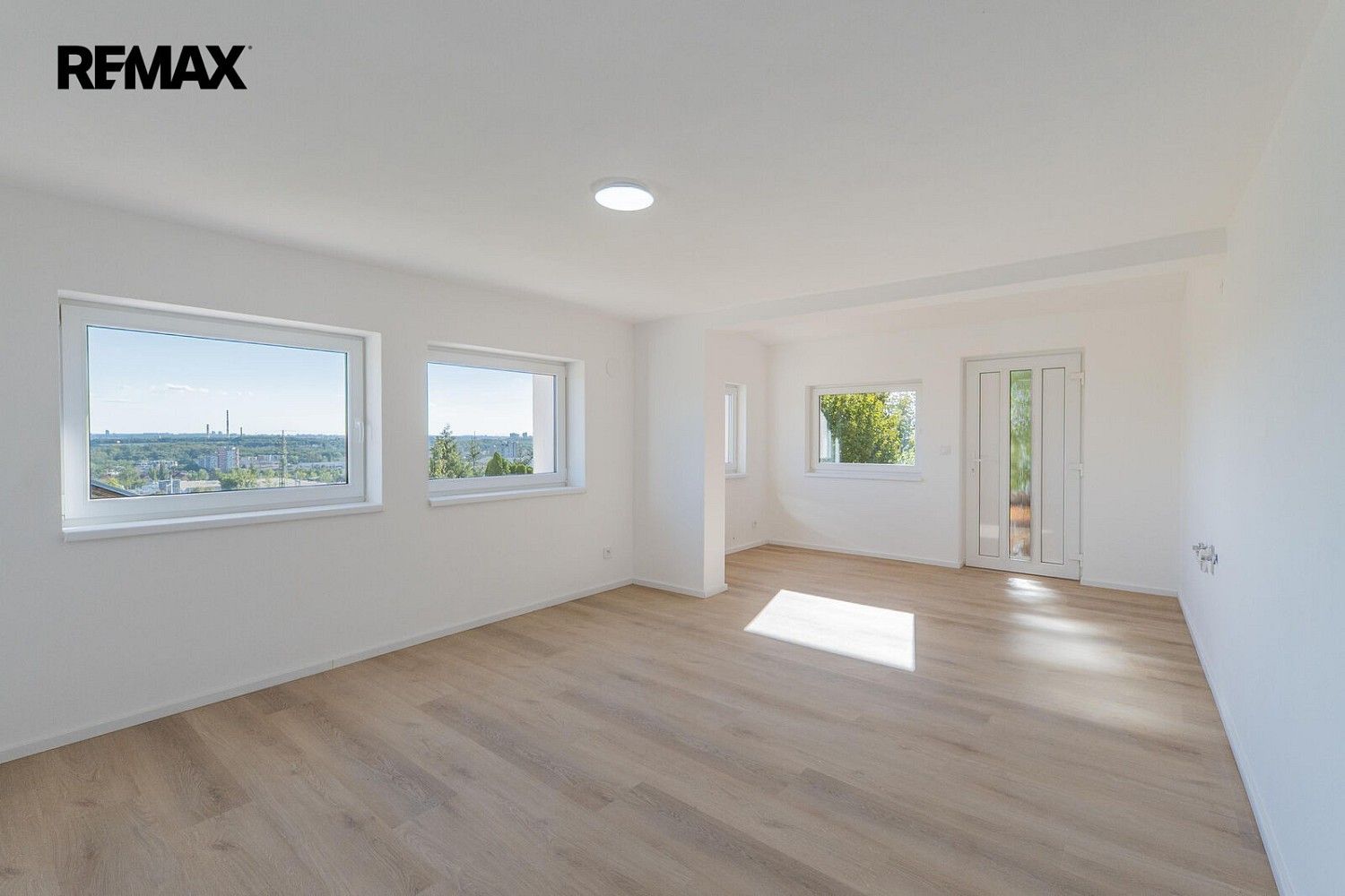 Chalupy, Praha - Hloubětín, okres Praha 14, Hlavní město Praha, 87 m² - 1