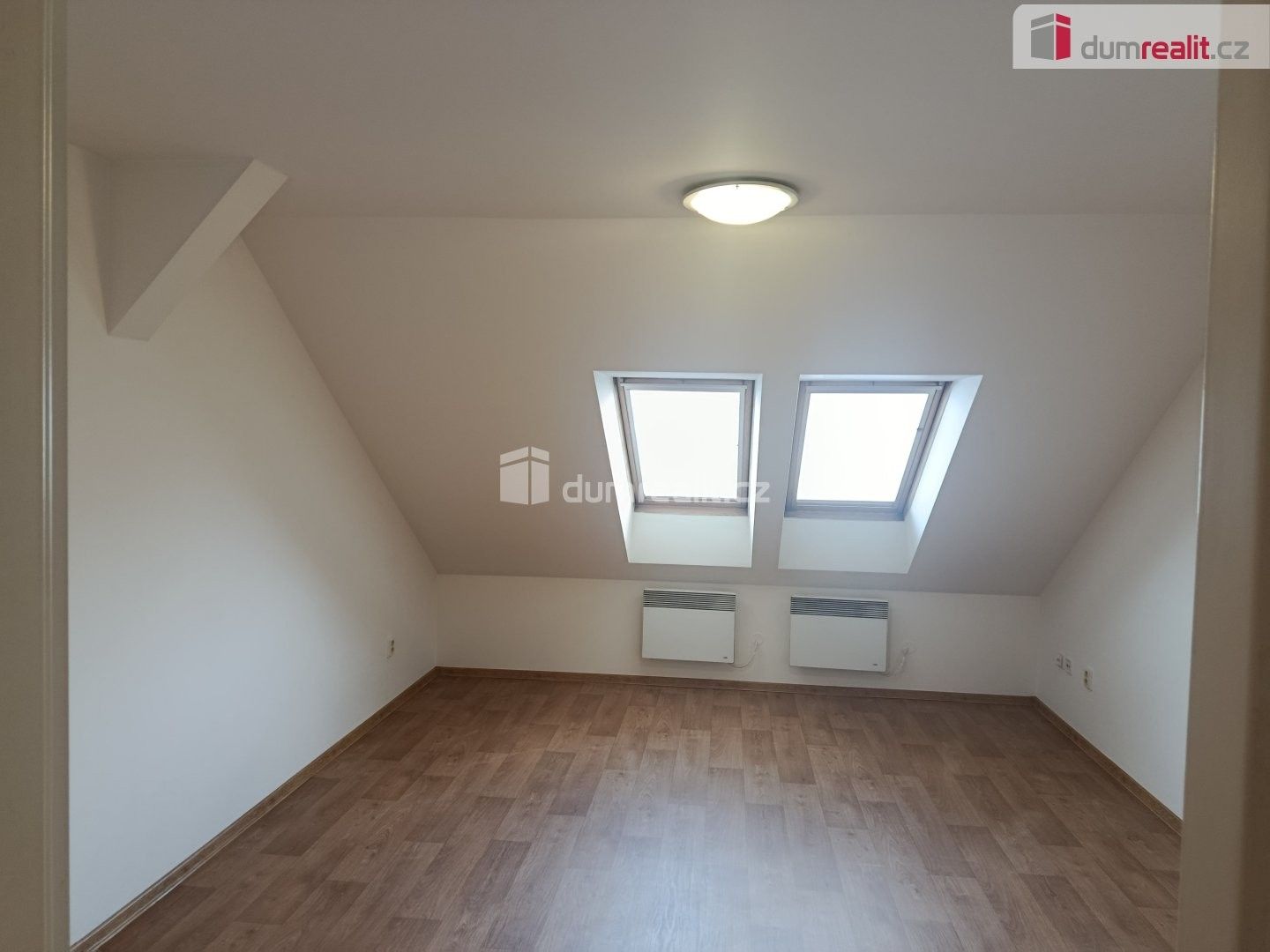 1+kk, Za poštou, Praha, 23 m² - 2
