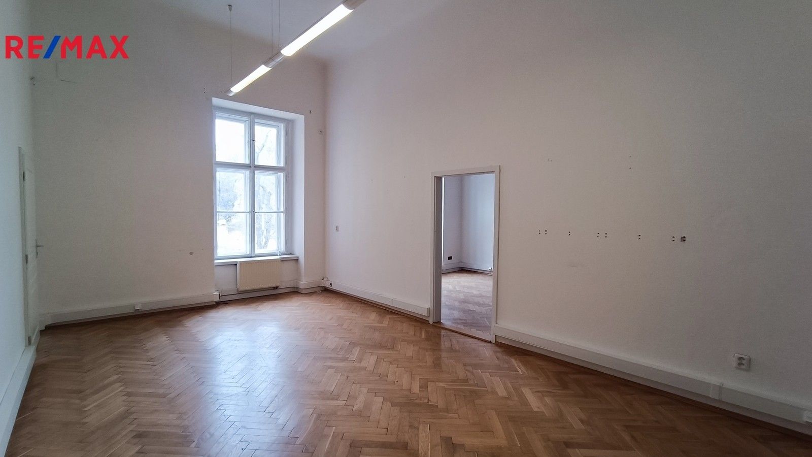 Pronájem kancelář - Holečkova 103, Praha, 55 m²