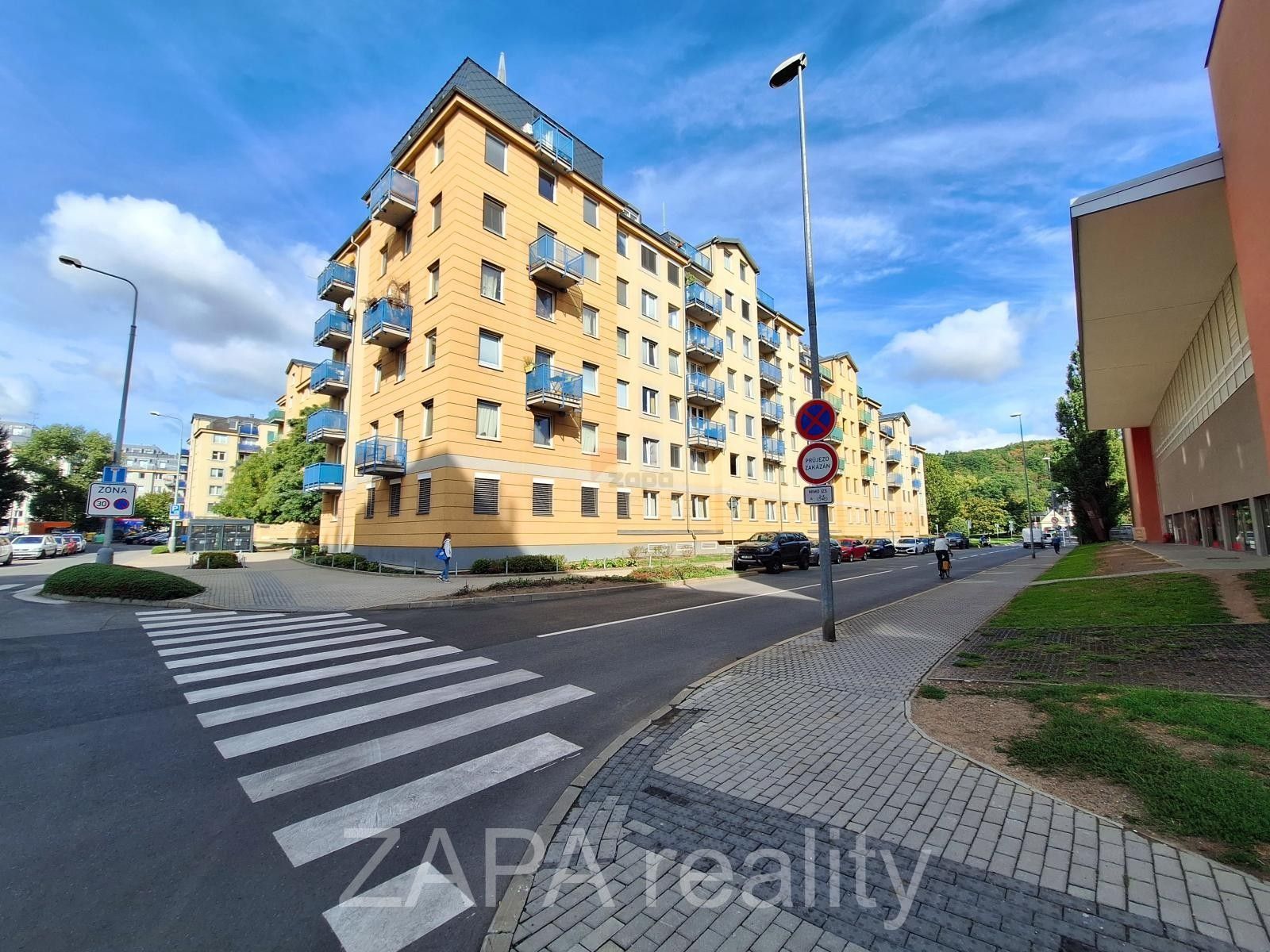 2+kk, Kovanecká, Praha, 57 m² - 1