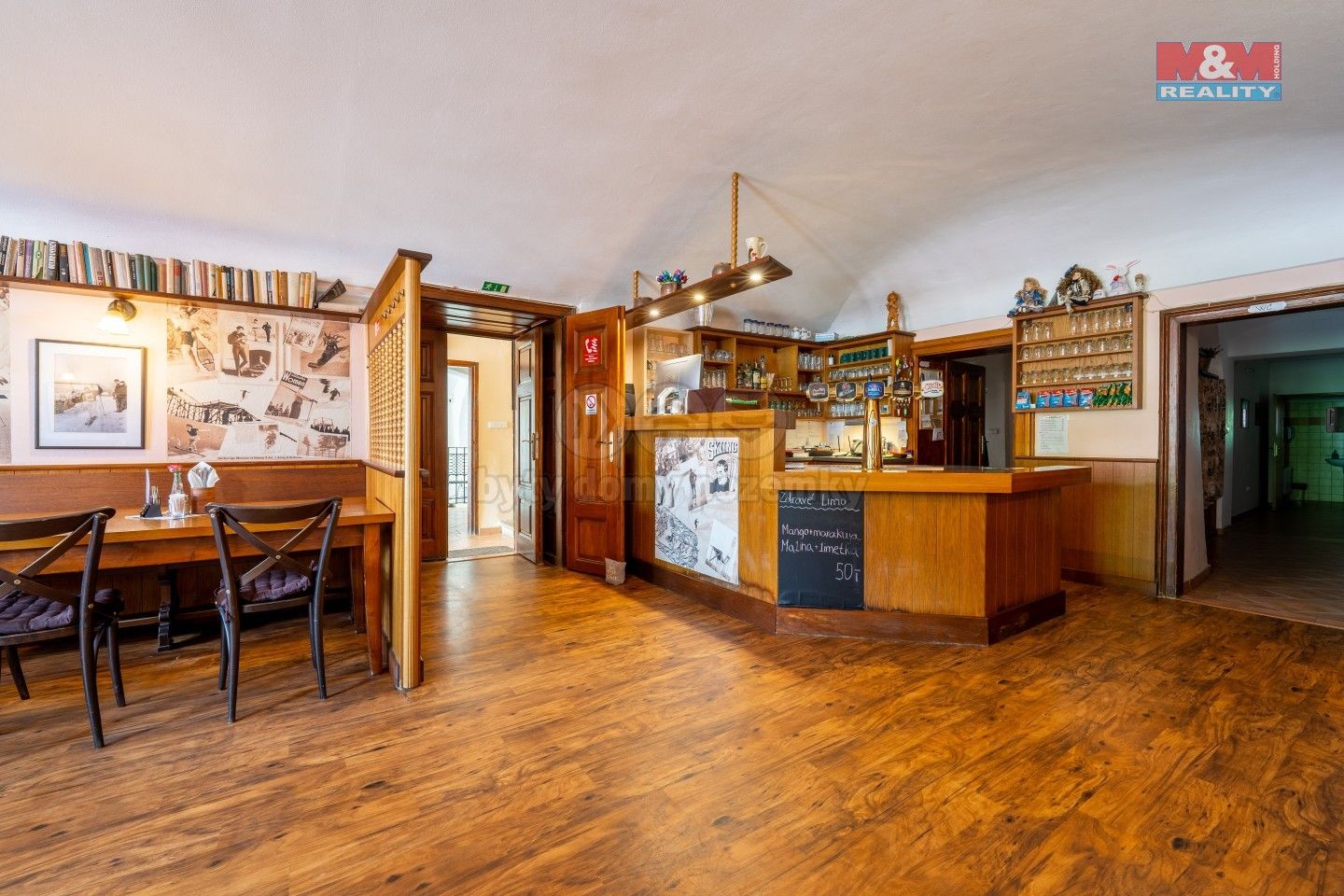 Restaurace, Beskydy, 1 441 m²