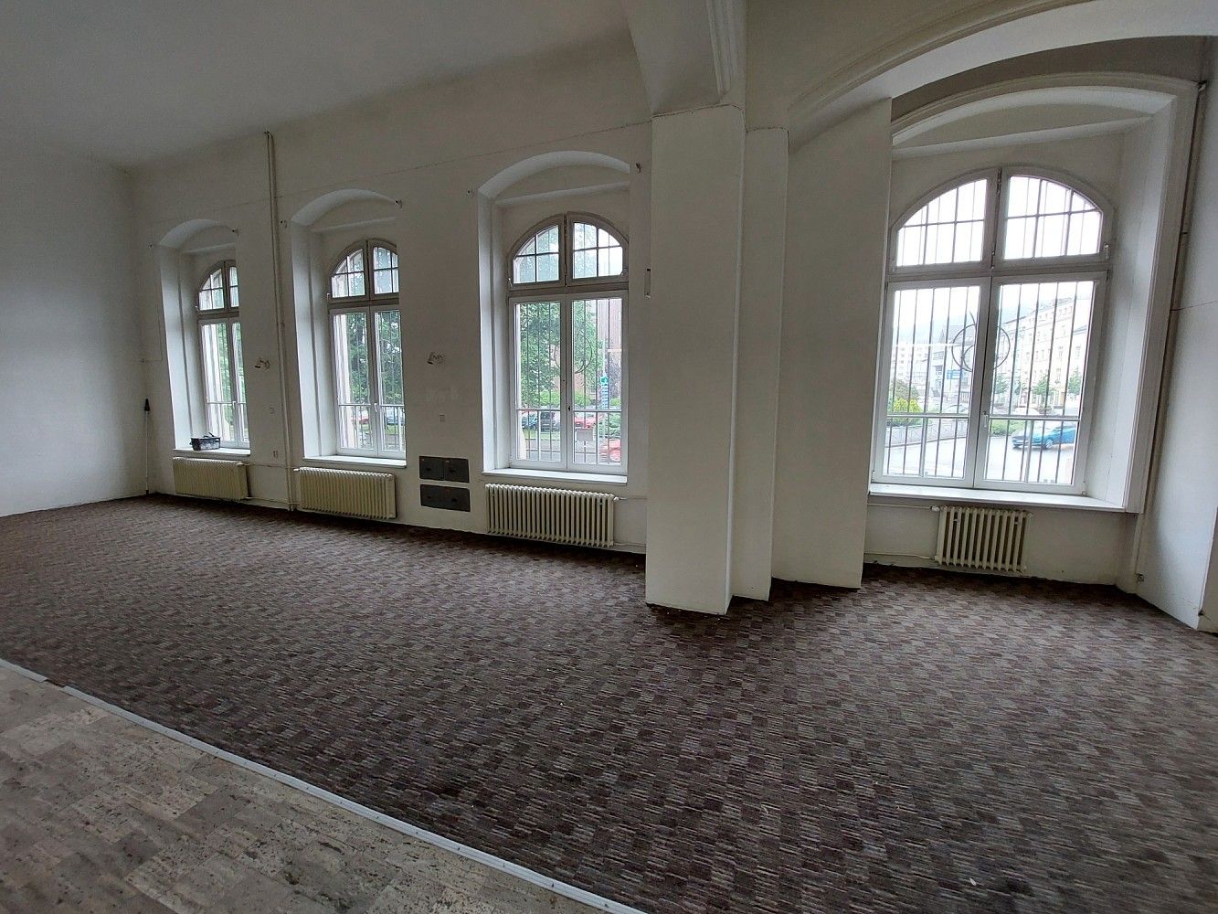 Obchodní prostory, Děčín, Ústecký kraj, 281 m² - 1