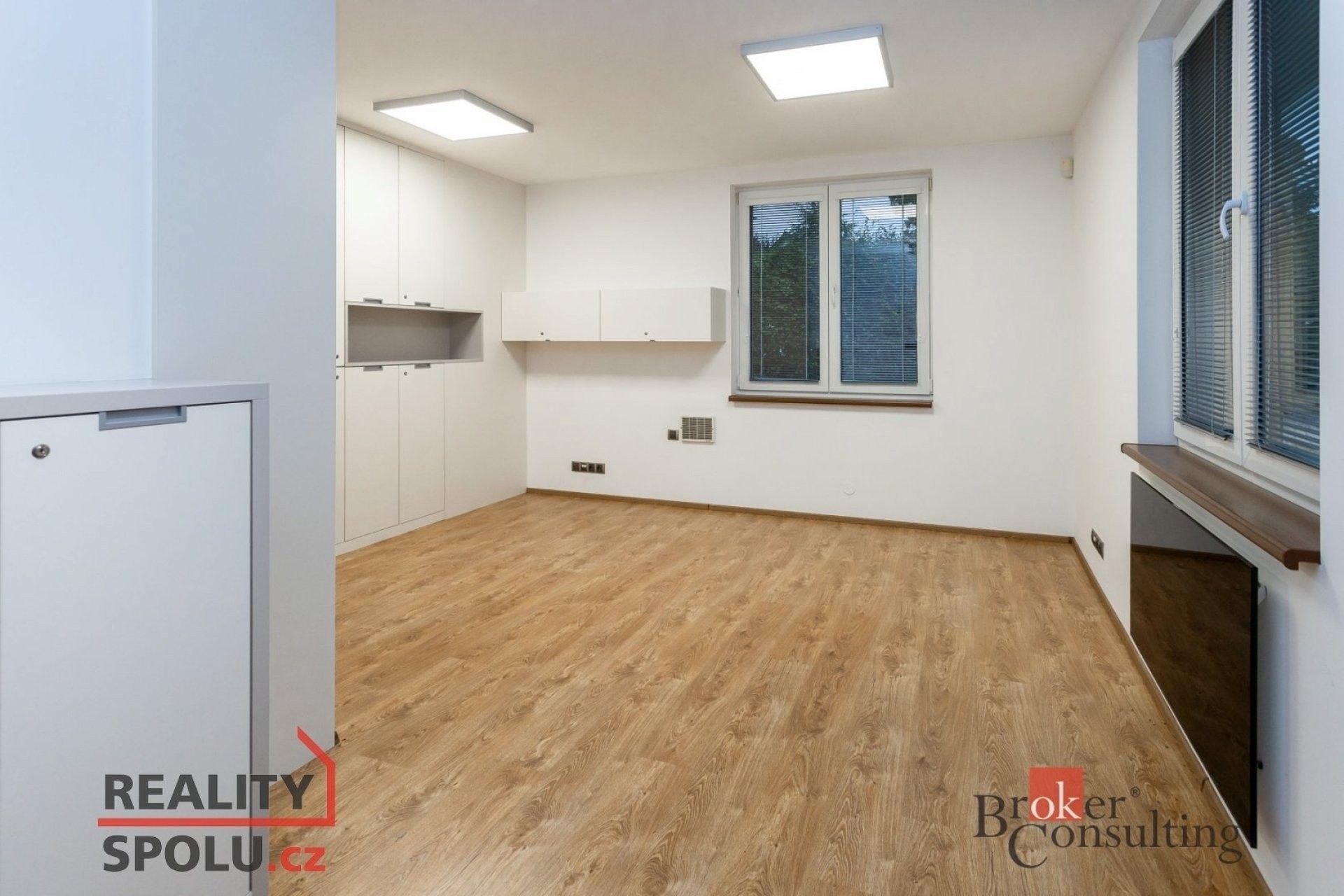 Pronájem kancelář - Santiniho, Žďár nad Sázavou, 29 m²