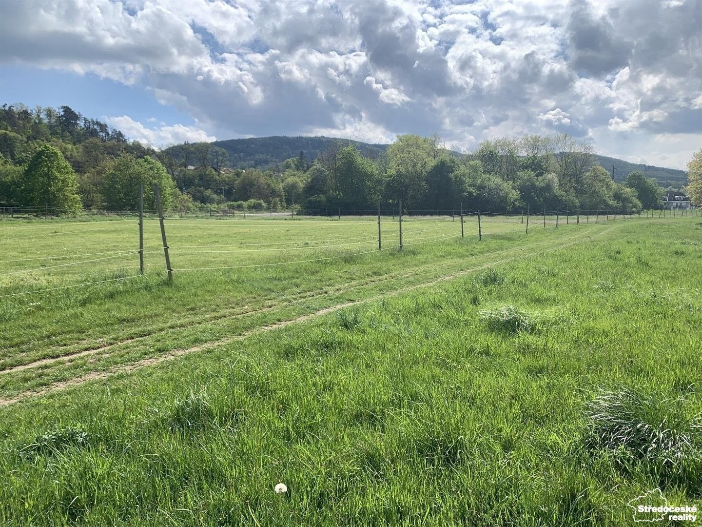 Pozemek, 48 982 m²
