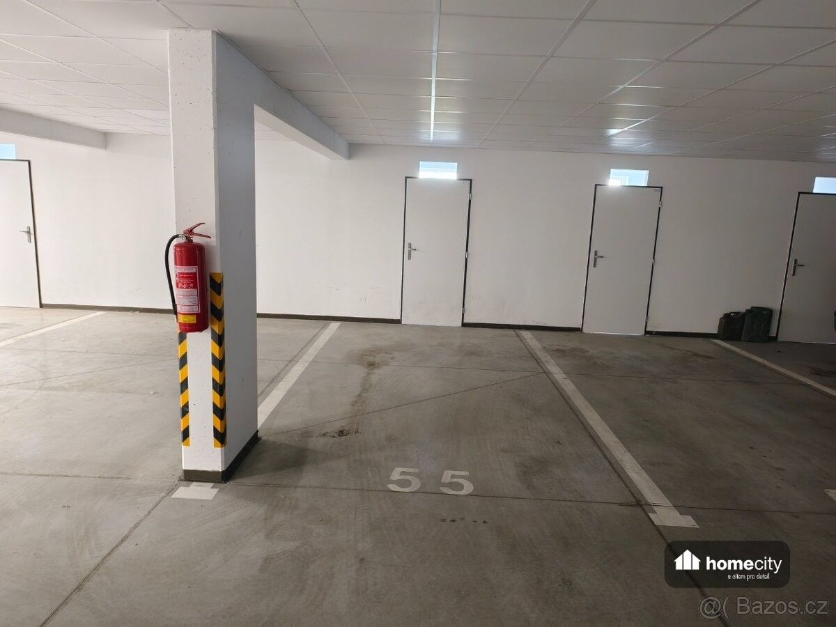 Pronájem garáž - Pardubice, 530 02